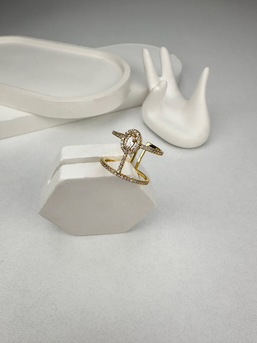 Özel Seri Pırlantalı Gold Yüzük