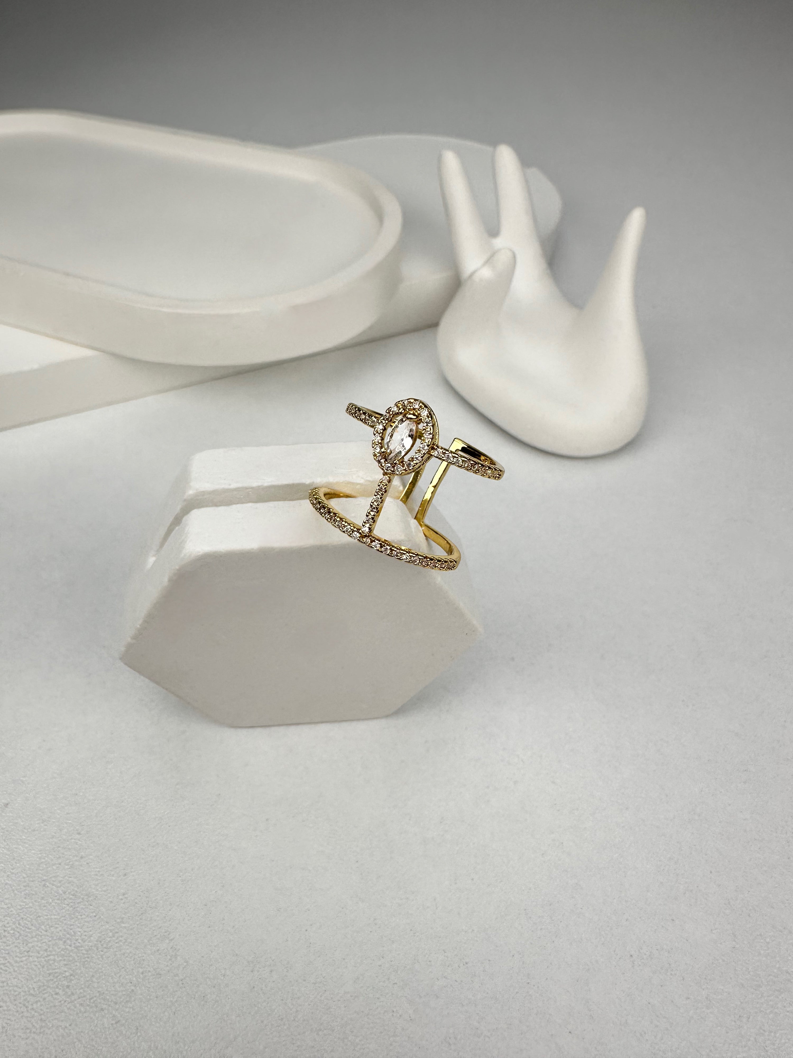 Özel Seri Pırlantalı Gold Yüzük