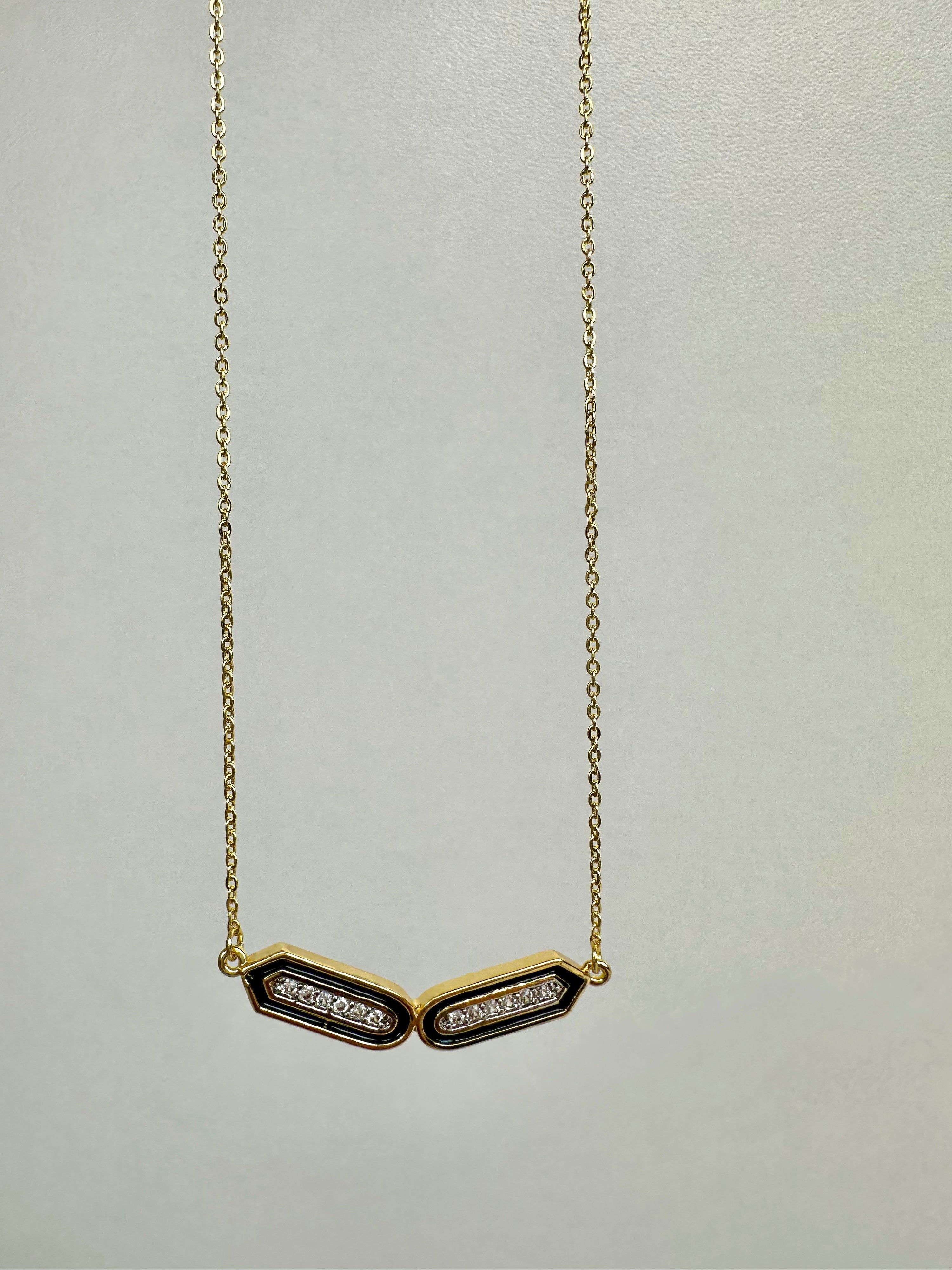 Özel Seri Siyah Şerit Gold Kolye