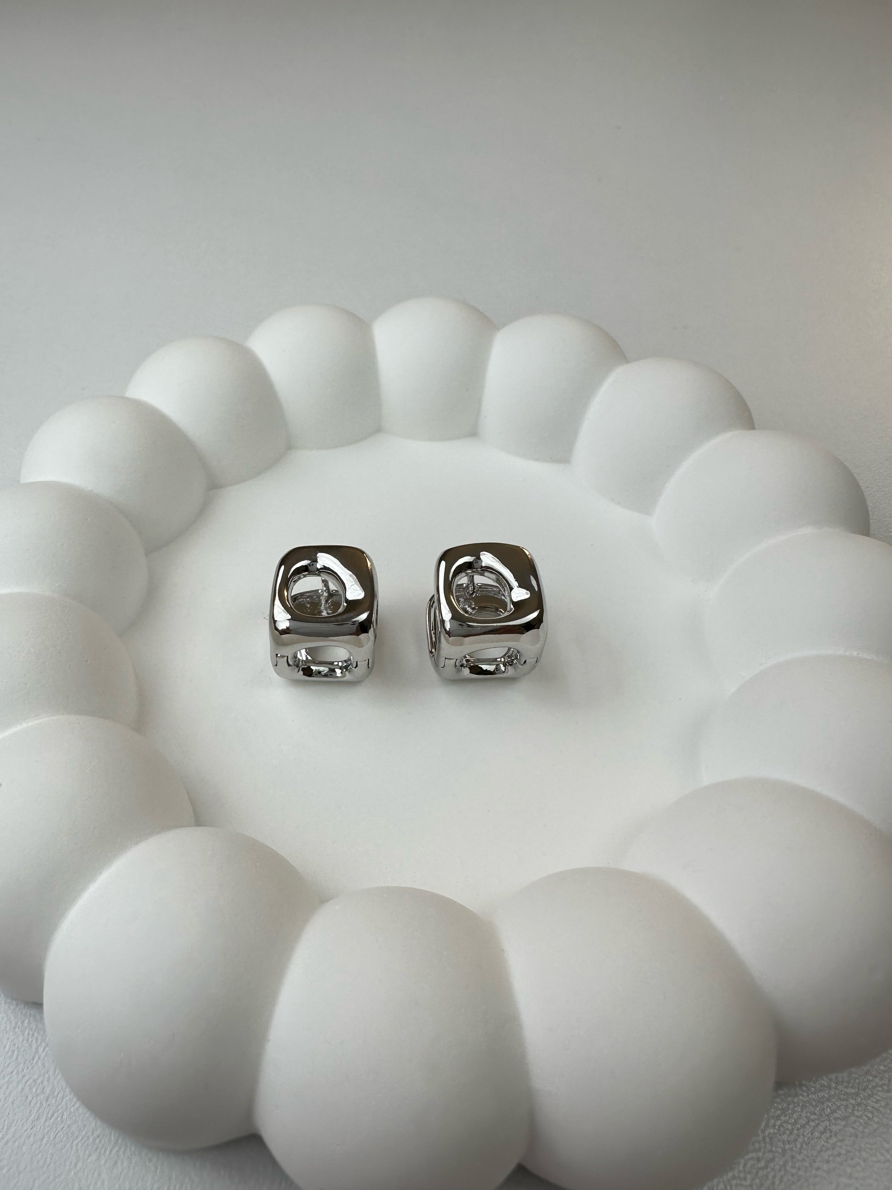 Özel Seri Küp Gümüş Küpe