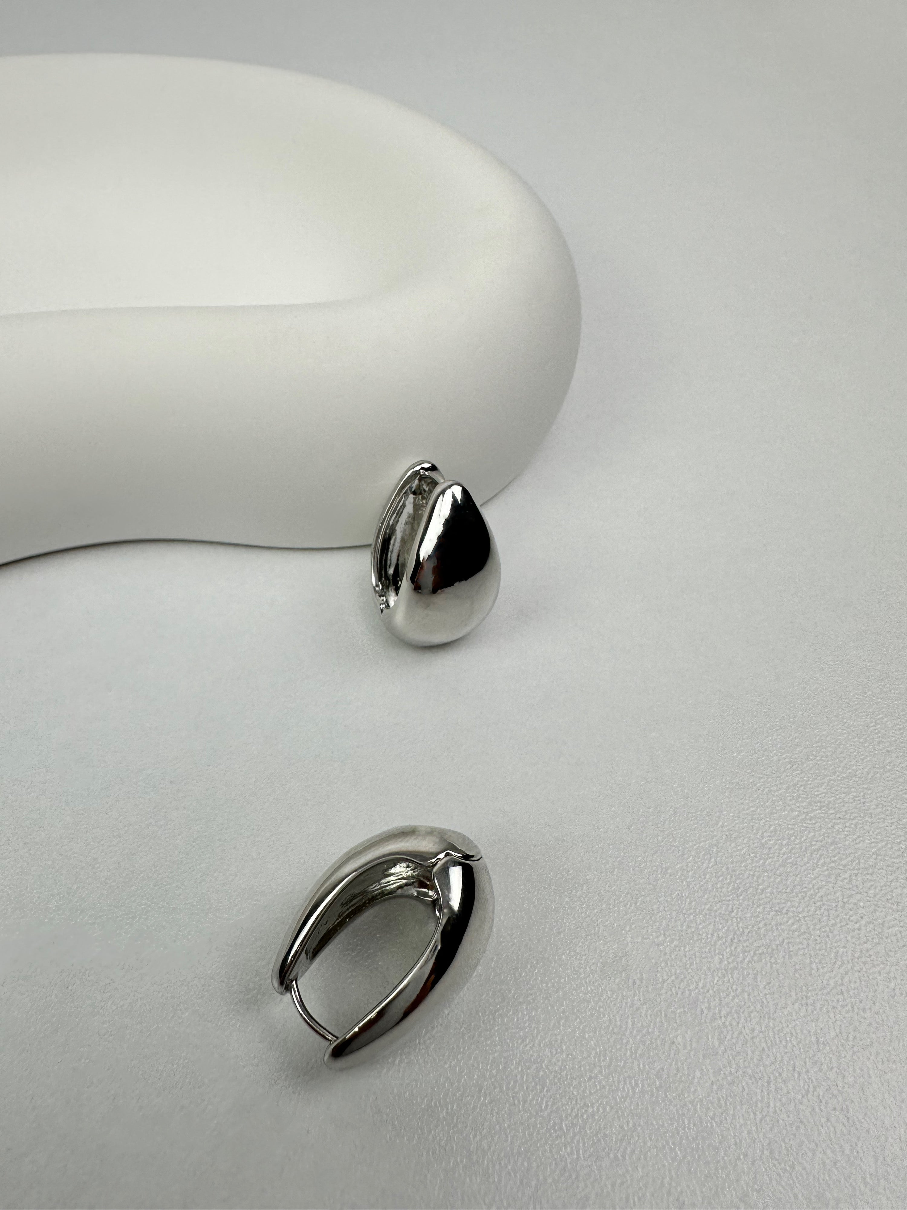 Bombeli Gümüş Küpe