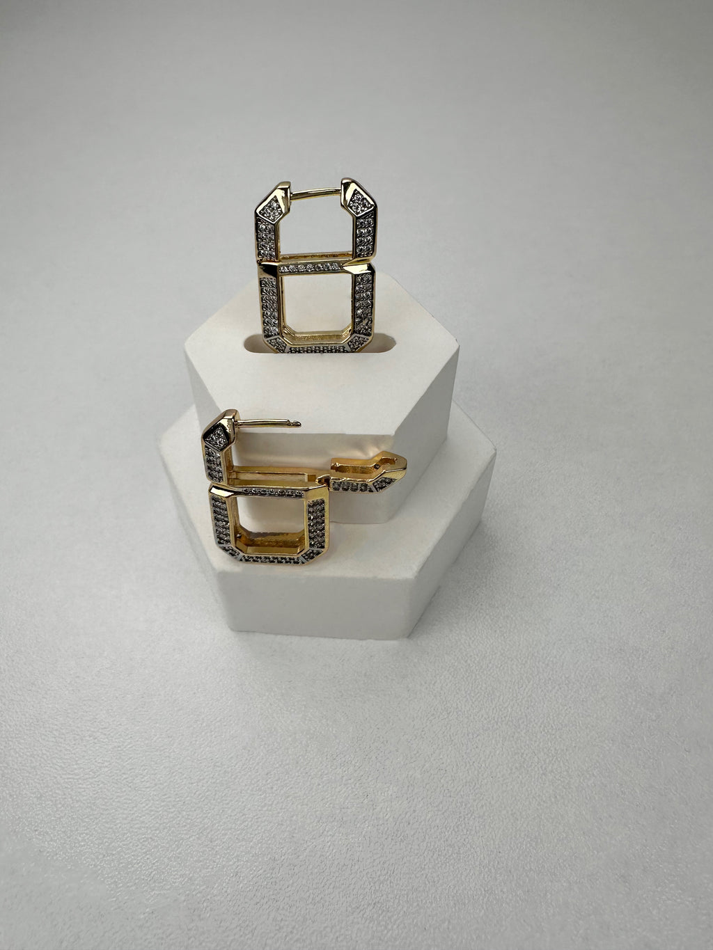 Özel Seri Taşlı Dörtgen Küpe