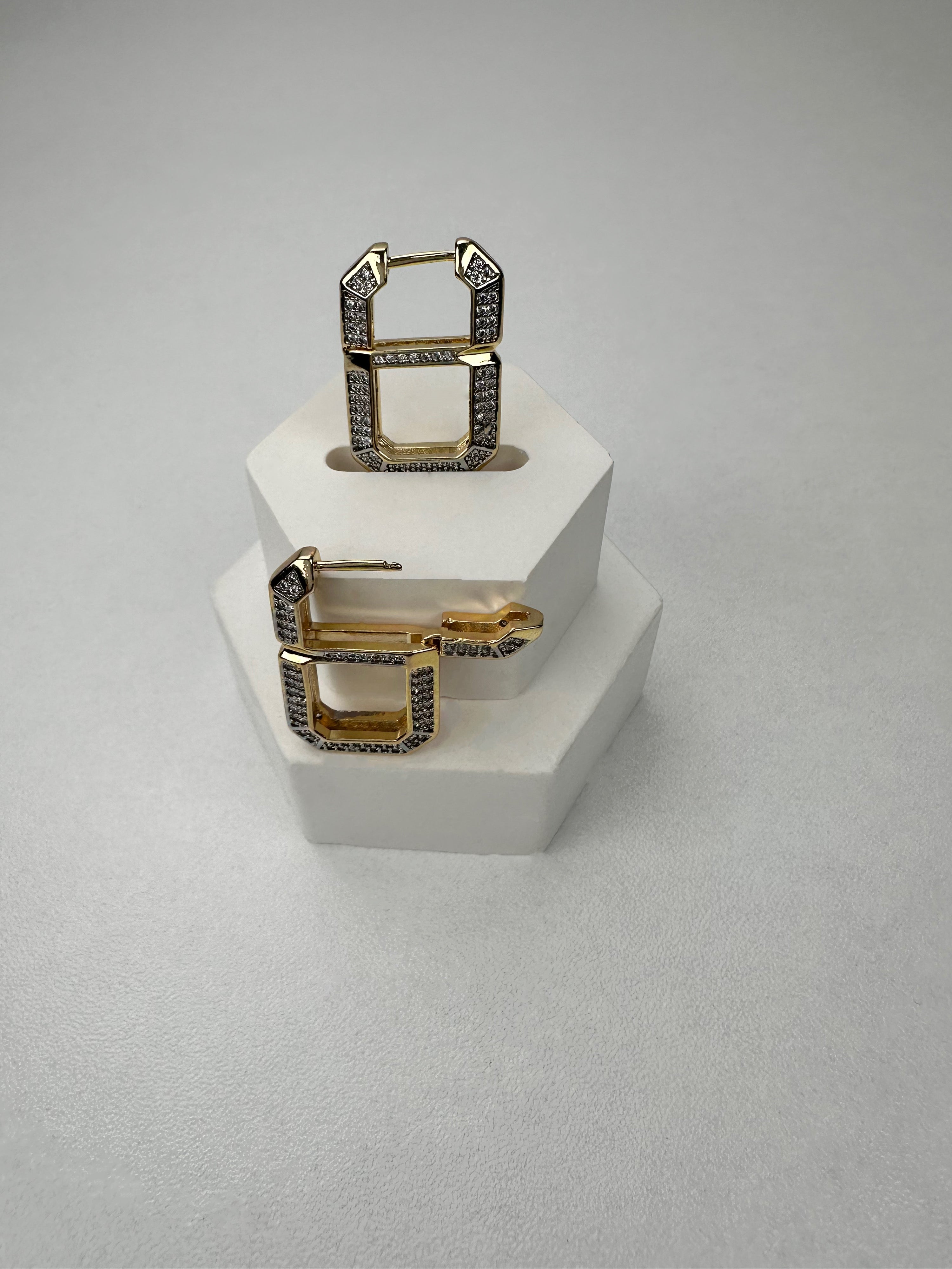 Özel Seri Taşlı Dörtgen Küpe