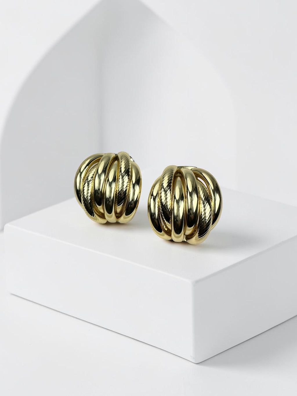 Sarmal Gold Küpe