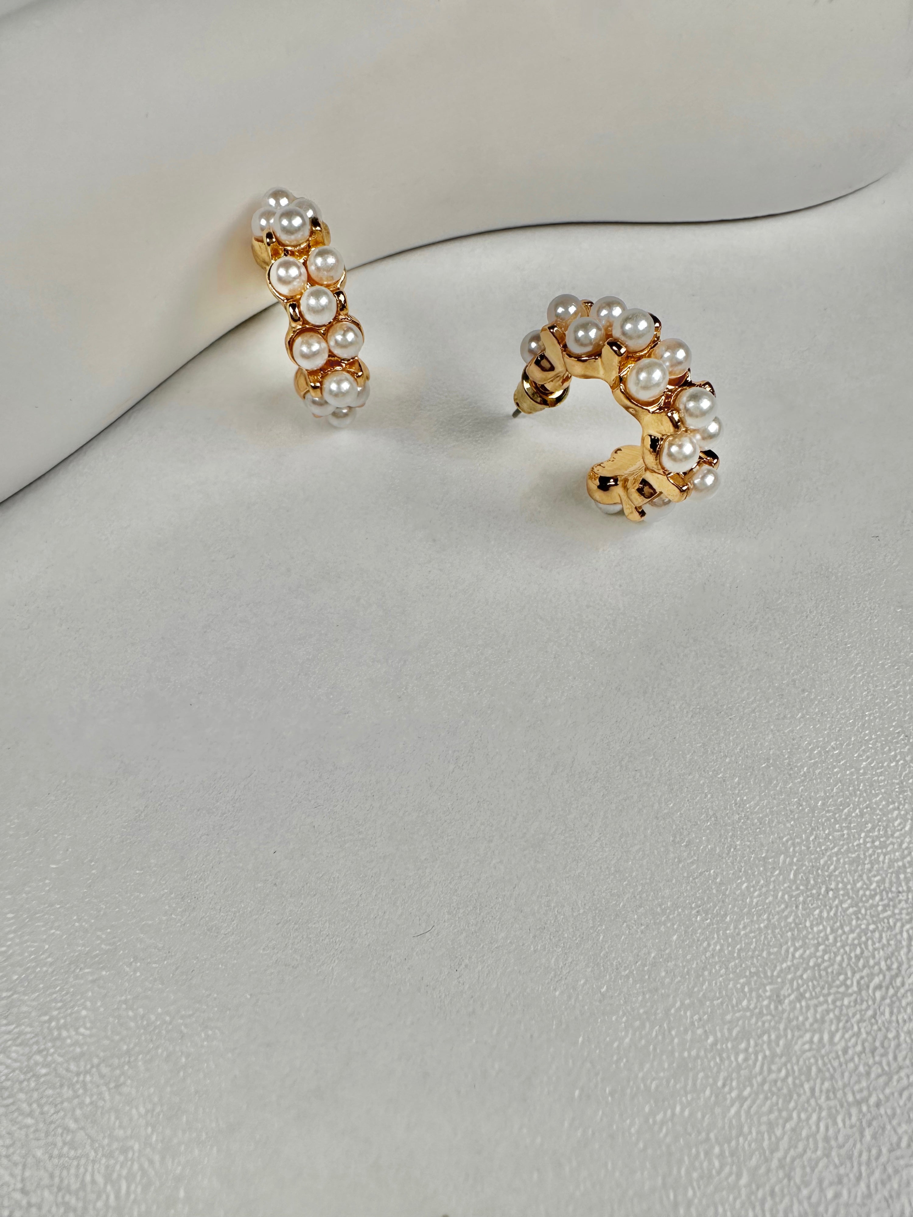 Mini Beyaz İnci Halka Küpe