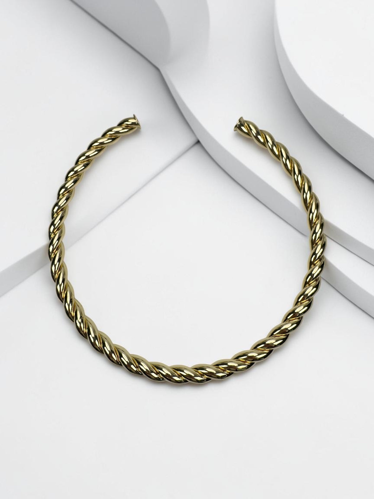 Burgu Model Choker Gold Kolye