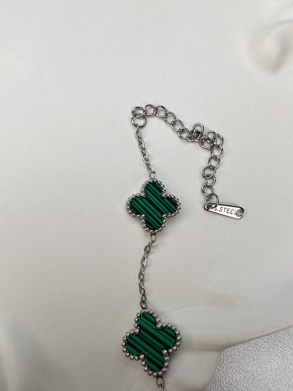 CLF Model Yeşil Yonca Gümüş Bileklik