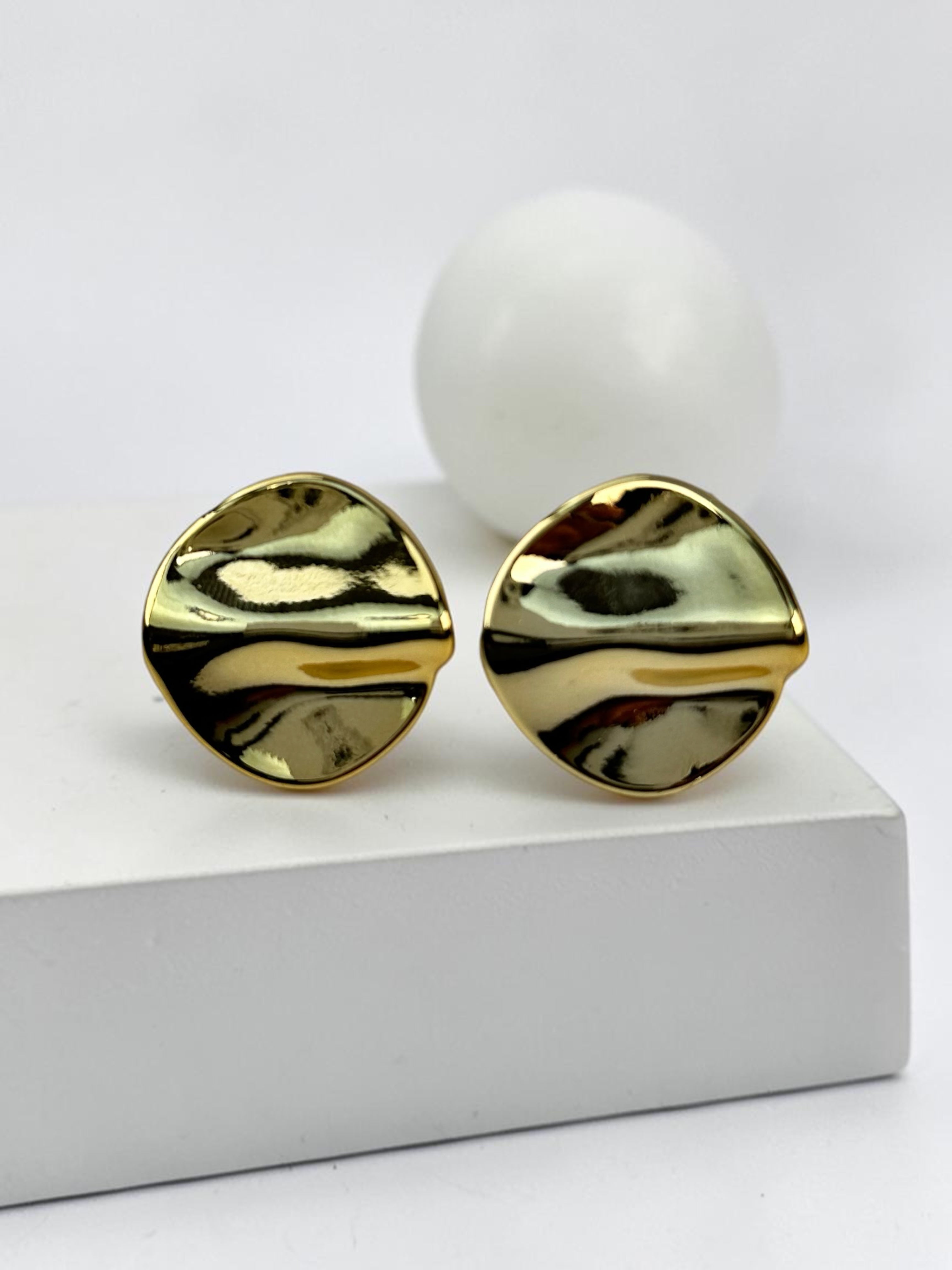 Asimetrik Desen Gold Küpe