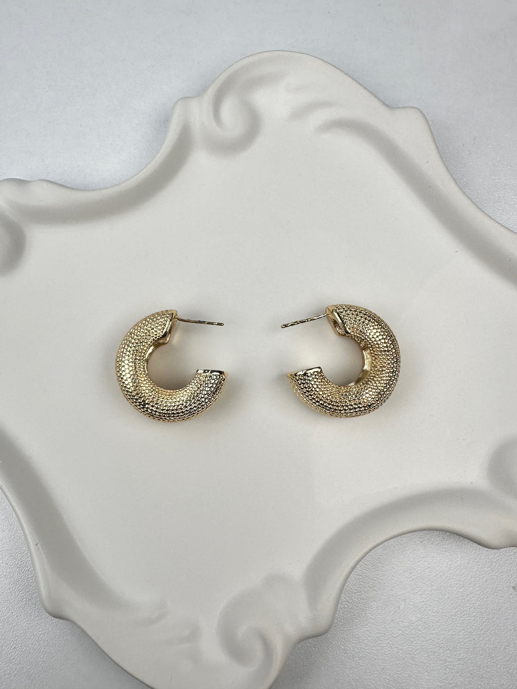 Özel Seri Marka Taşlı Gold Halka Küpe