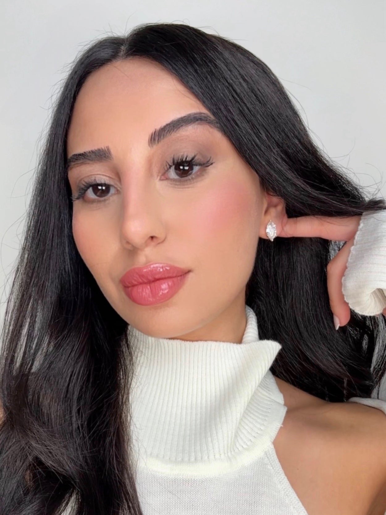 Pırlanta Görünümlü Geometrik Taş Küpe