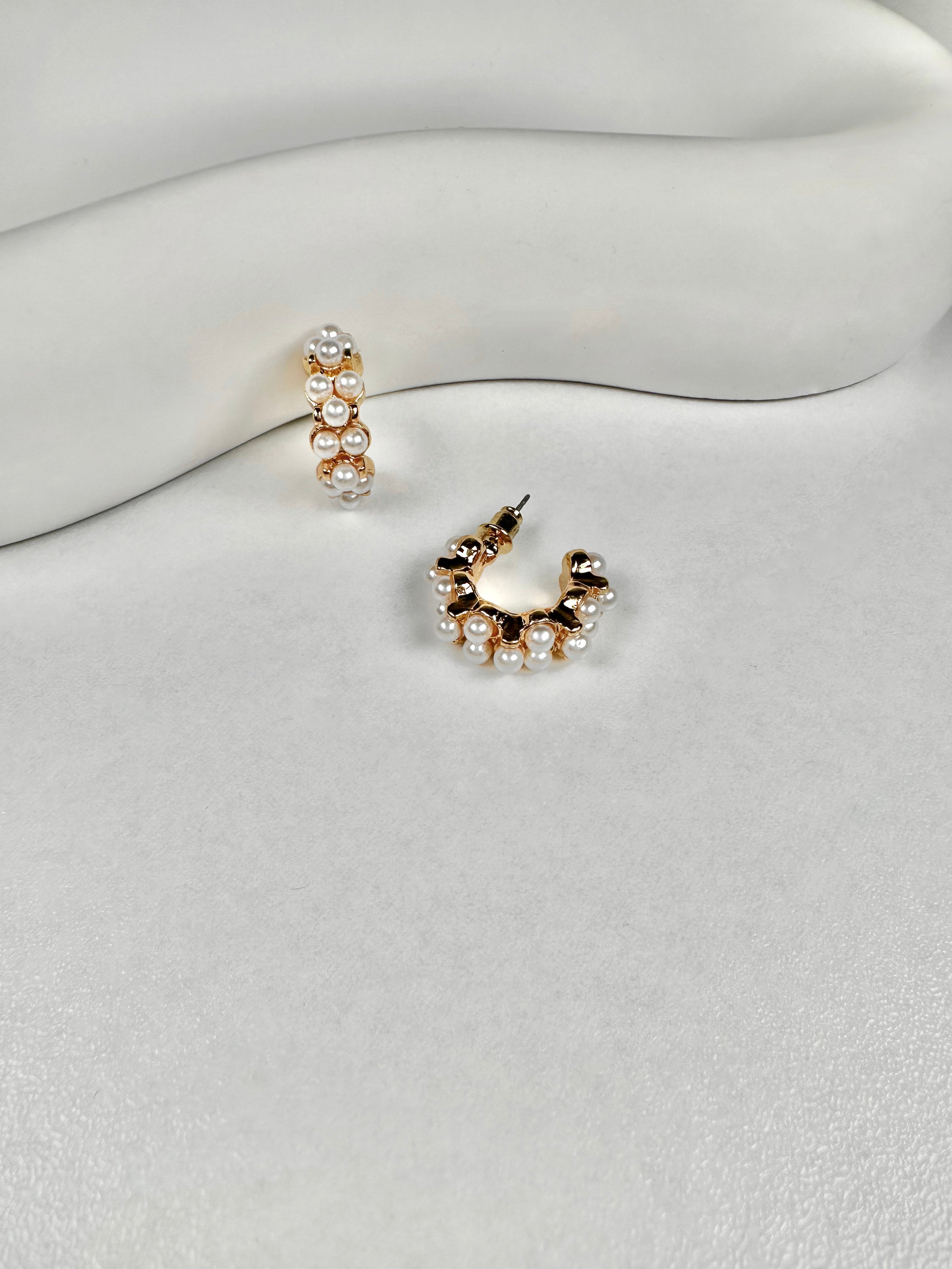 Mini Beyaz İnci Halka Küpe