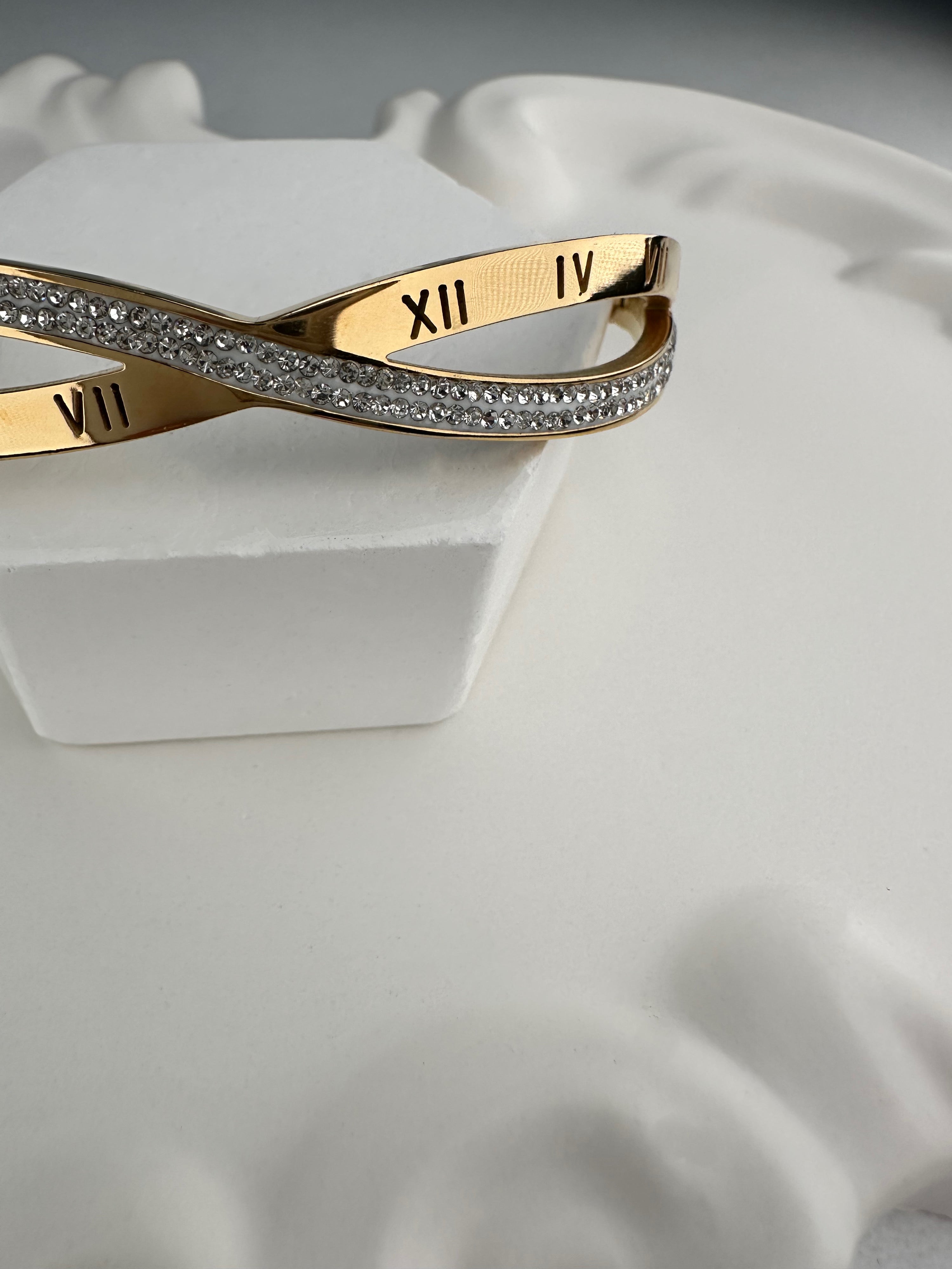 Özel Seri Roma Rakamlı Kelepçe Bileklik
