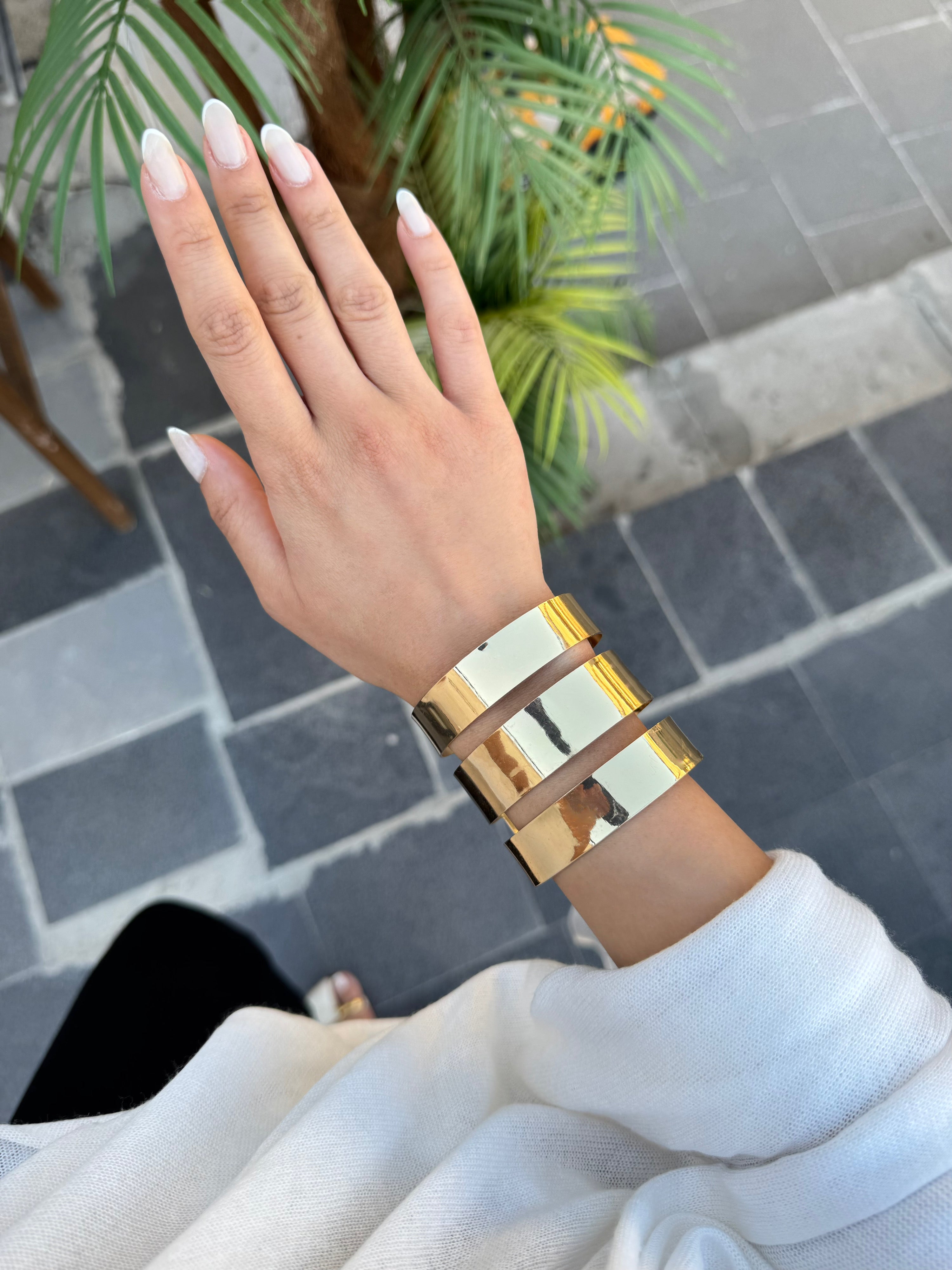 Üçlü Görünüm Gold Kelepçe Bileklik
