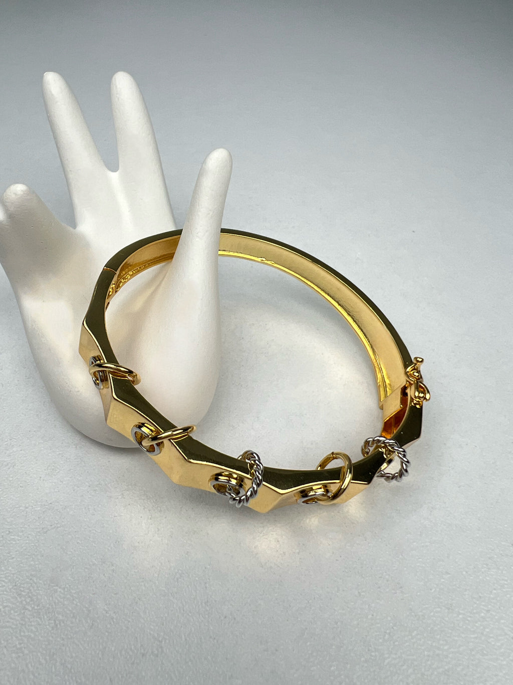 Özel Seri Halkalı Kelepçe Bileklik