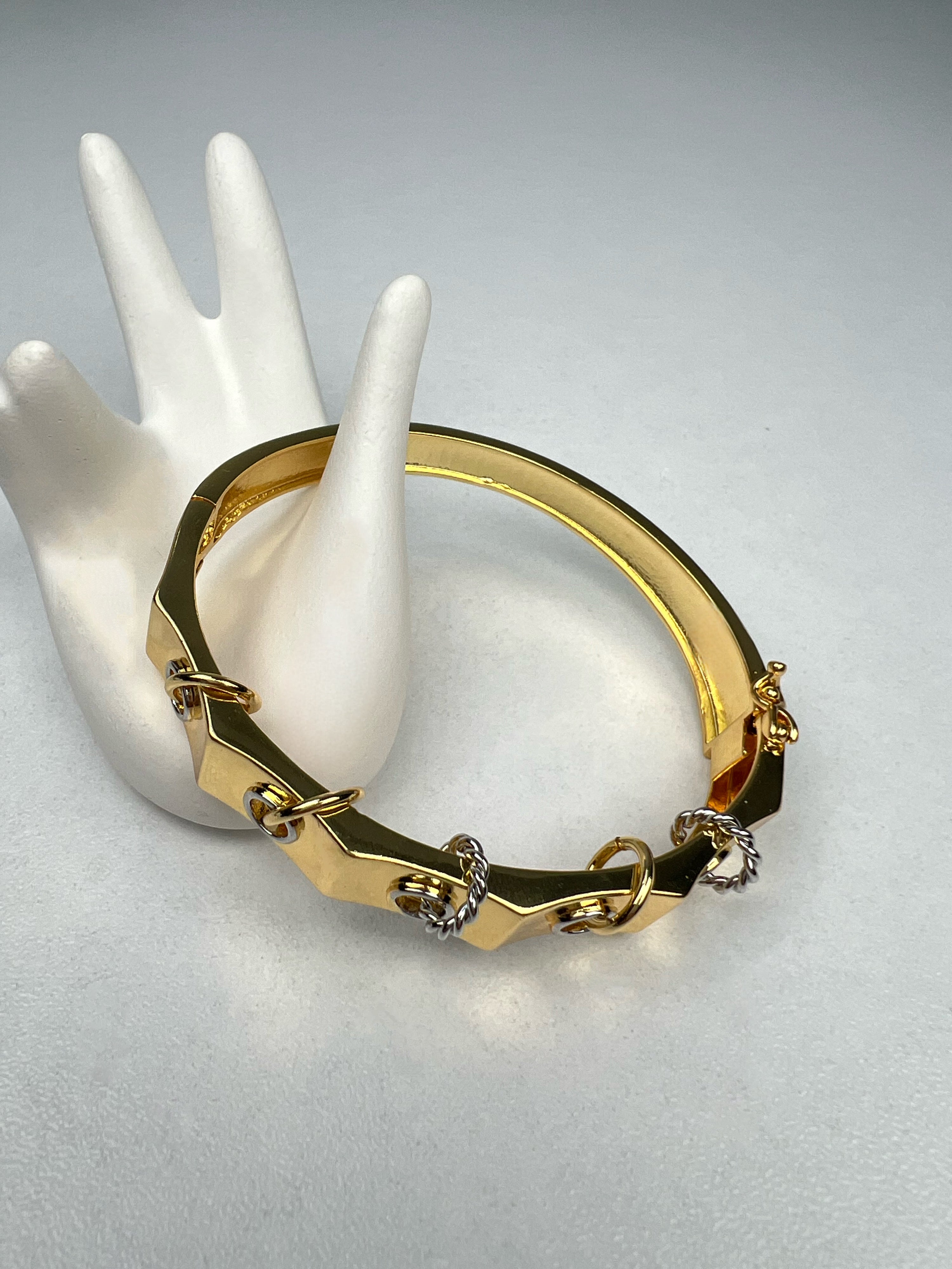 Özel Seri Halkalı Kelepçe Bileklik