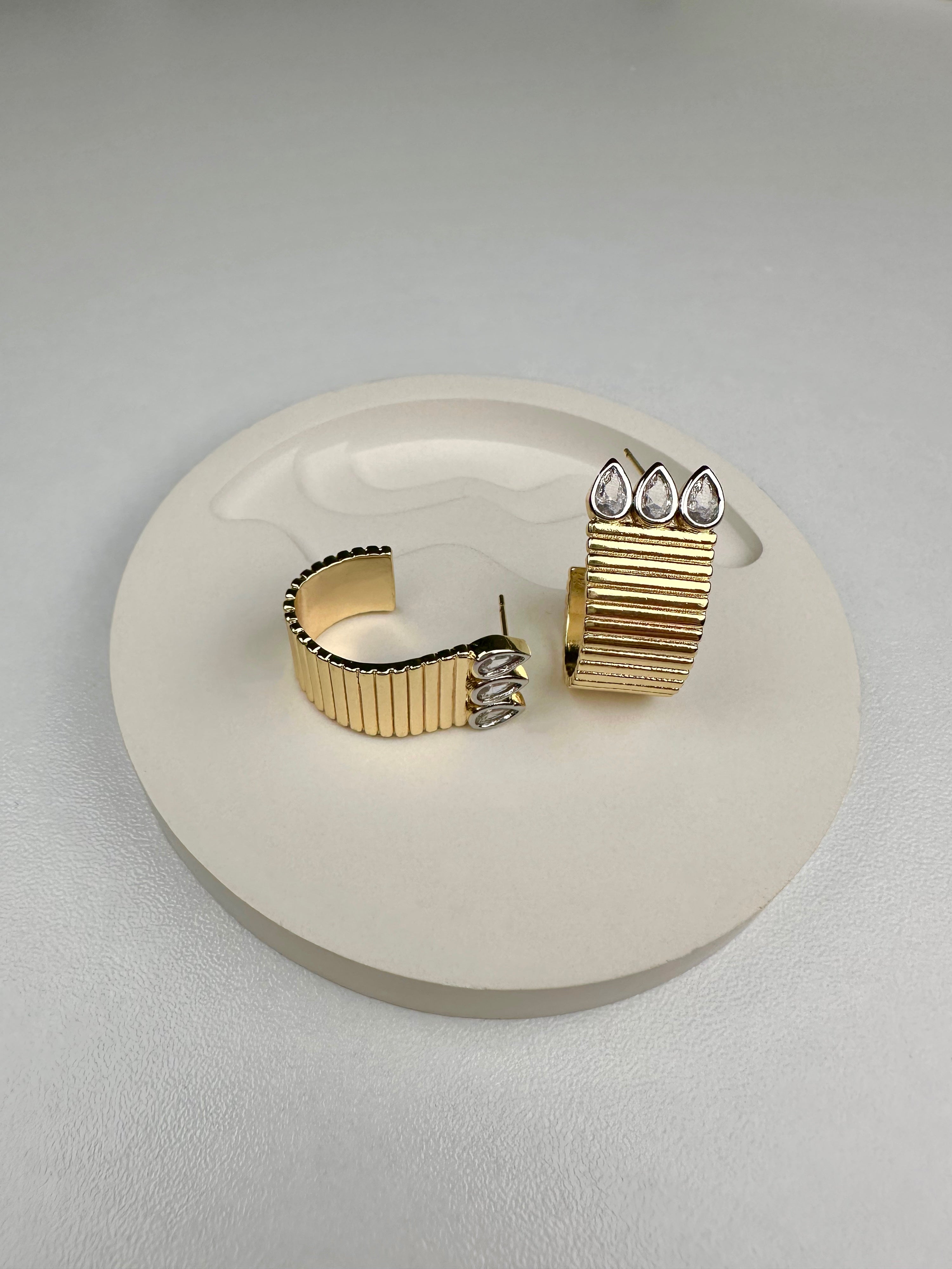 Özel Marka  MRS  3 Damla Halka Küpe