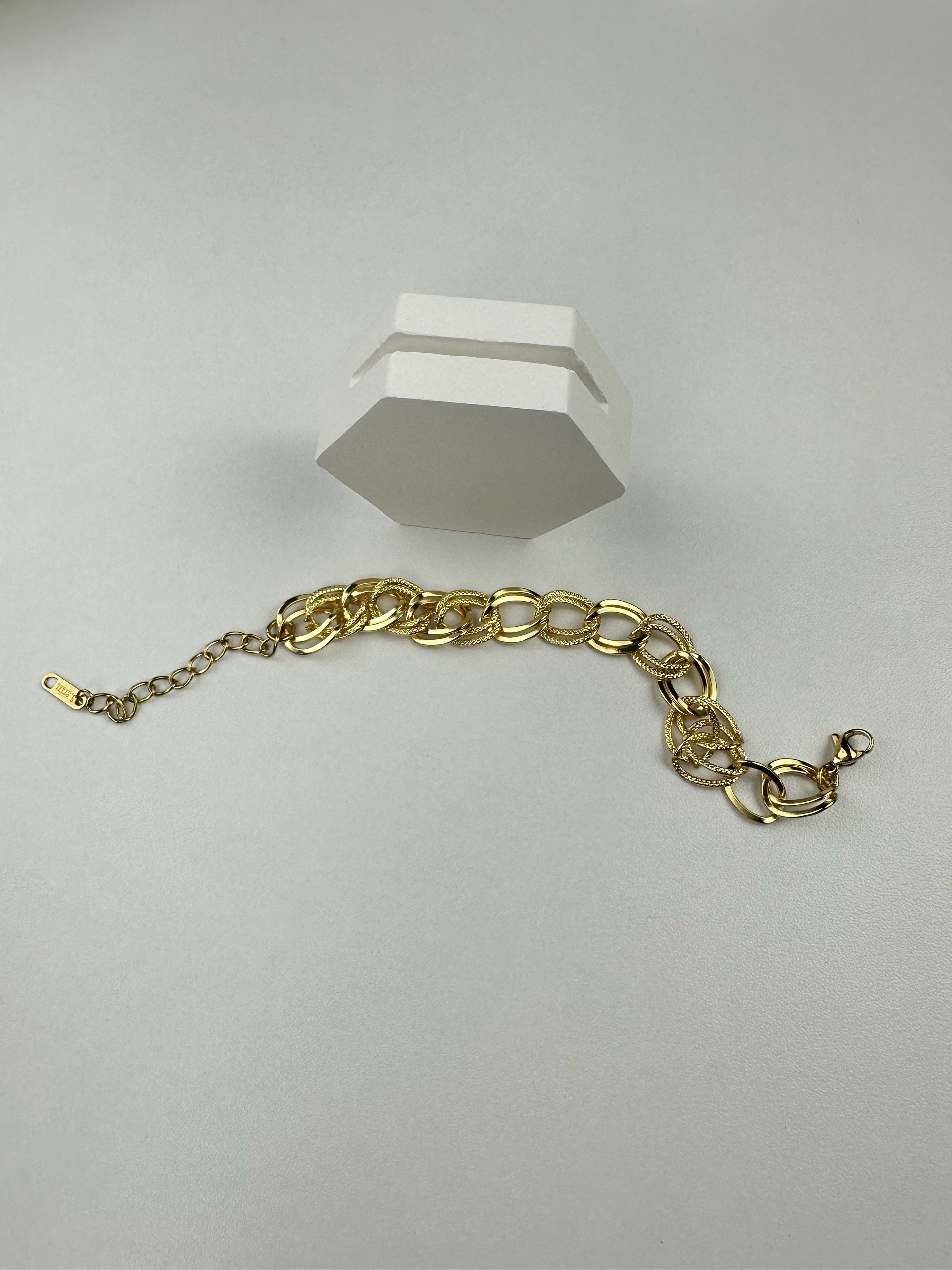 Sarmal Gold Bileklik