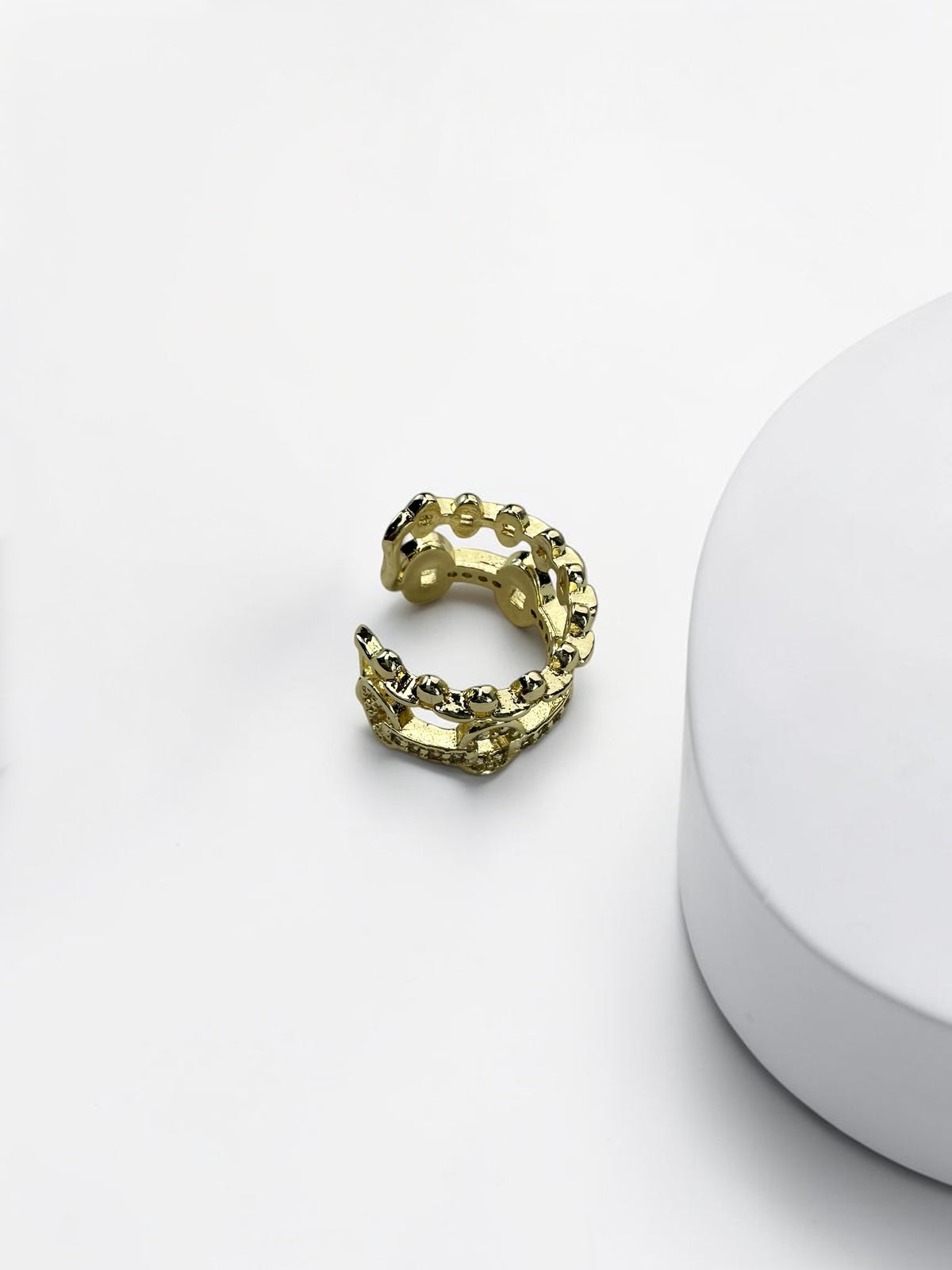 Geometrik Tasarım Gold Kıkırdak Küpe