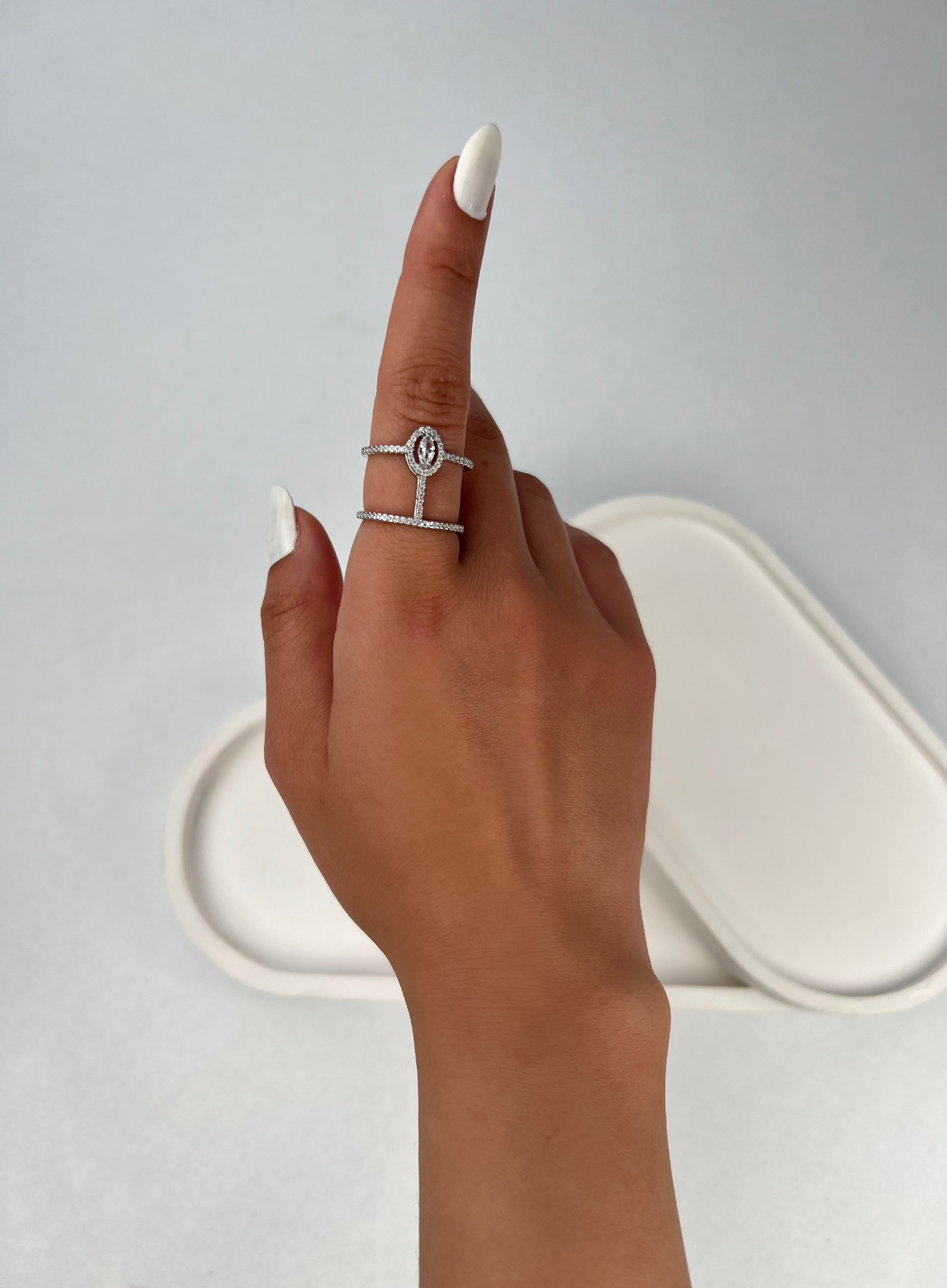 Özel Seri Pırlantalı Gümüş Yüzük