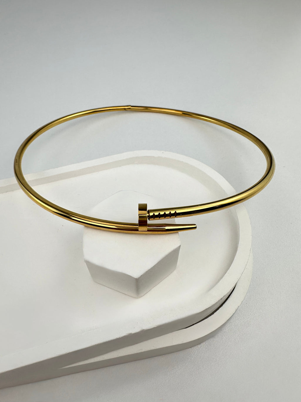 Çivi Model Choker Gold Kolye