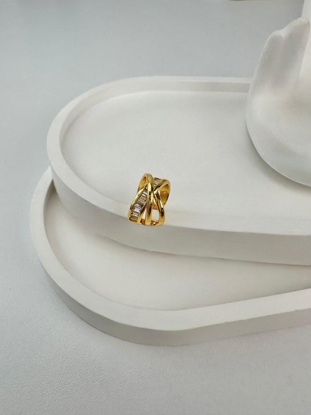 Sarmal Gold Kıkırdak Küpe