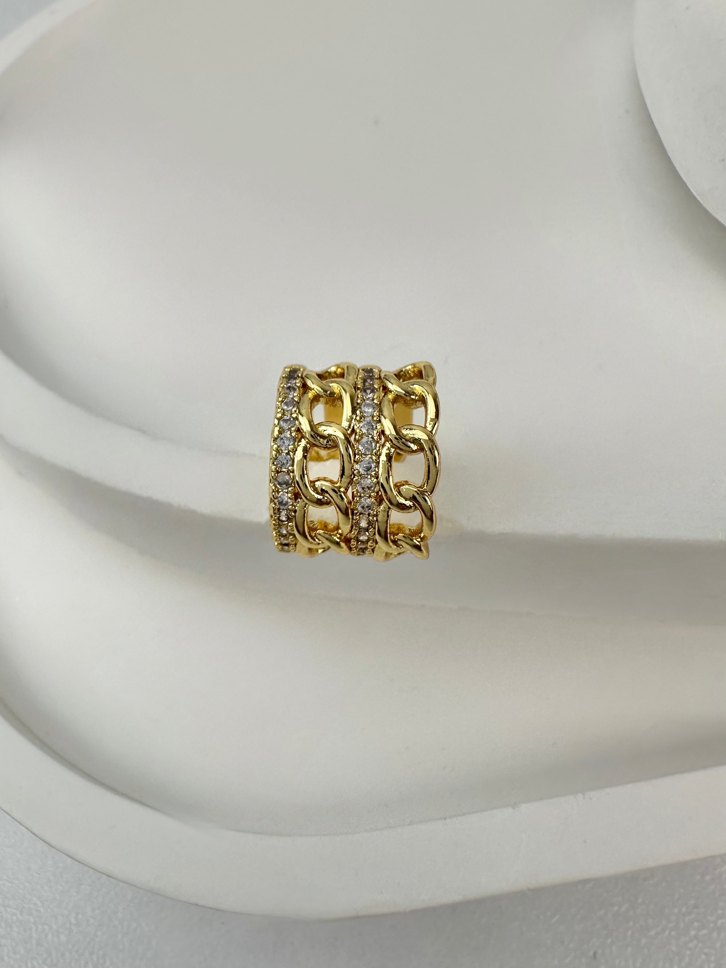 Taşlı Sarmal Gold Kıkırdak Küpe