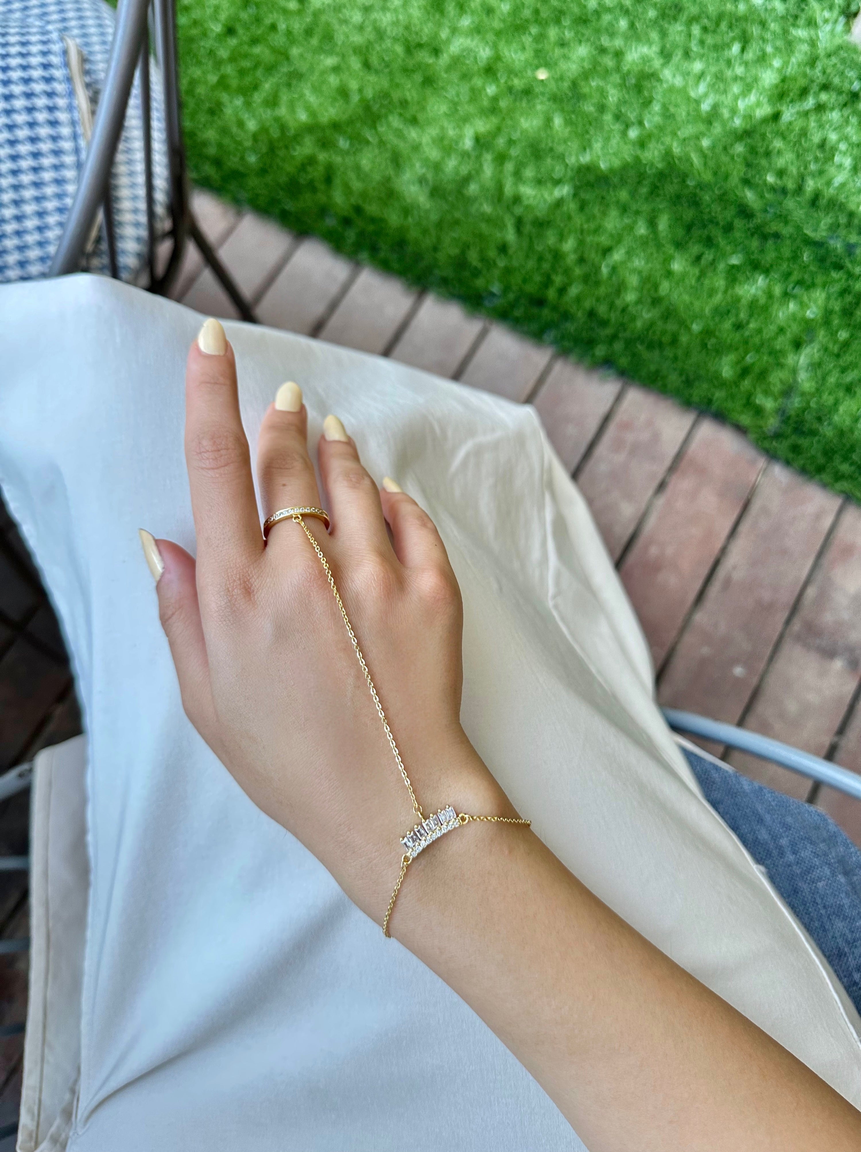 Özel Seri Taşlı Yüzük Detaylı Çelik Şahmeran