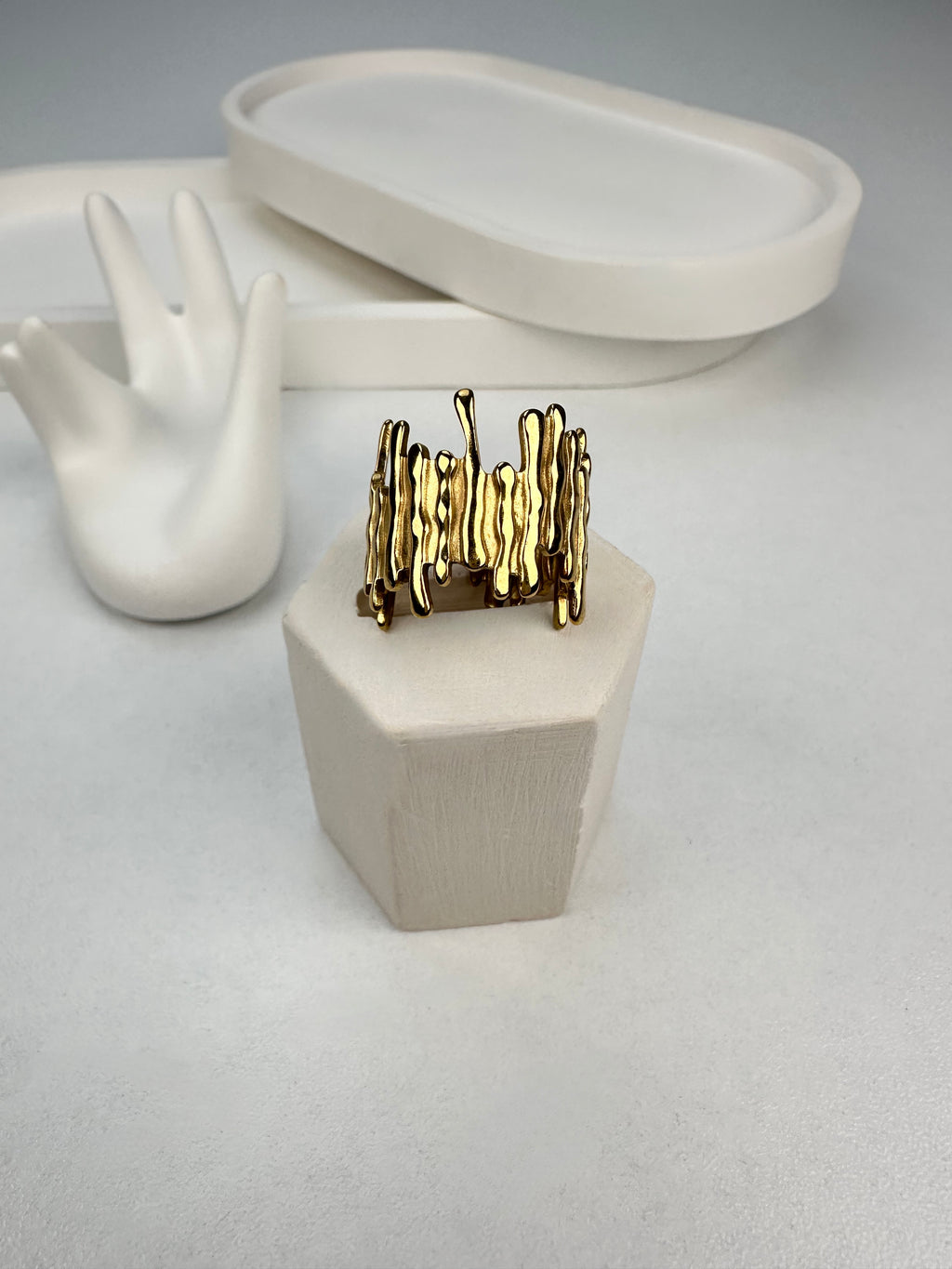 Özel Seri Geometrik Tasarım Gold Yüzük