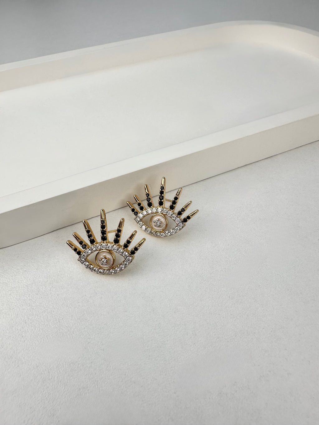 Özel Seri Bym Tasarım Göz Küpe