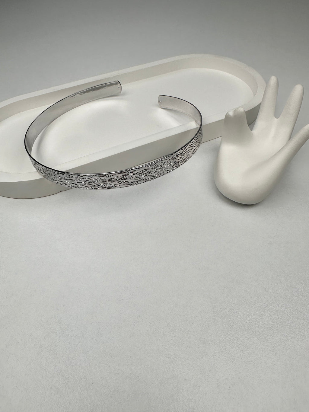 Özel Seri Tırtıklı Gümüş Choker Kolye
