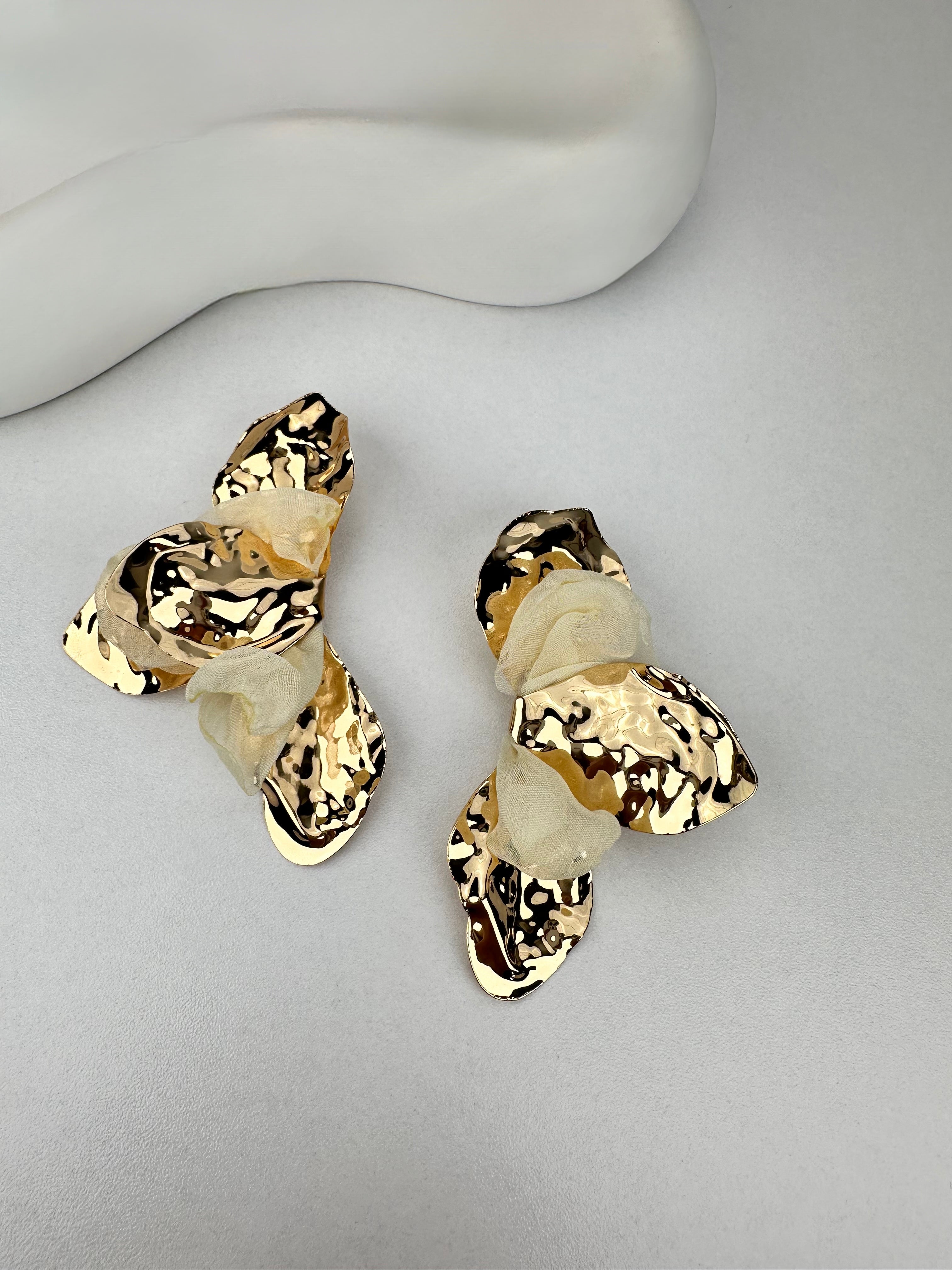 Özel Seri Yaprak Gold Küpe