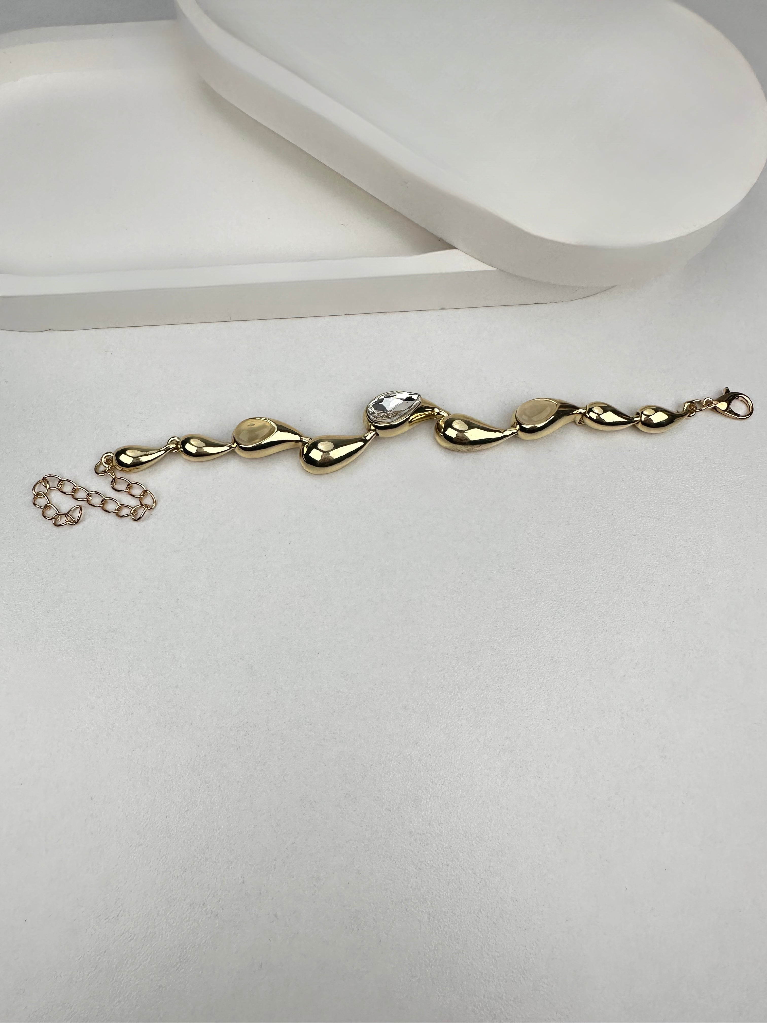 Özel Seri Damla Taşlı Gold Bileklik