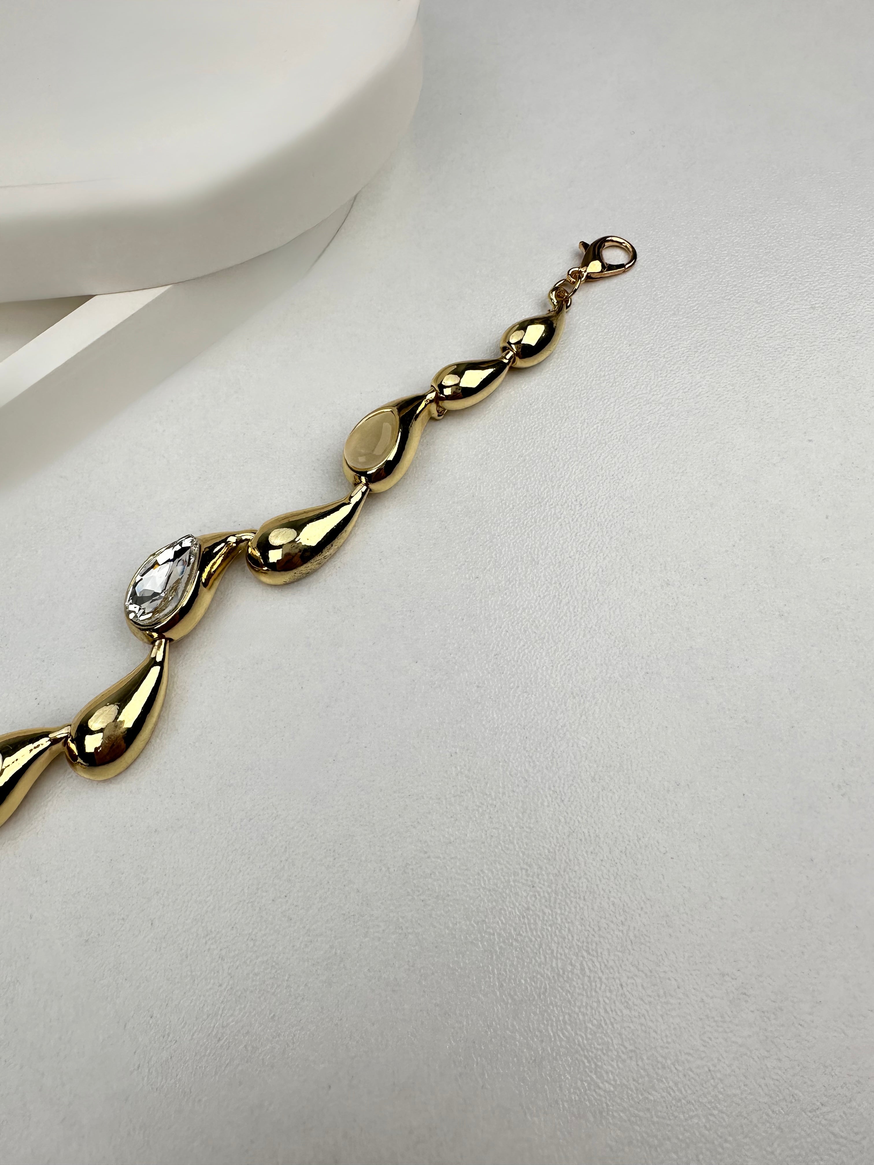 Özel Seri Damla Taşlı Gold Bileklik