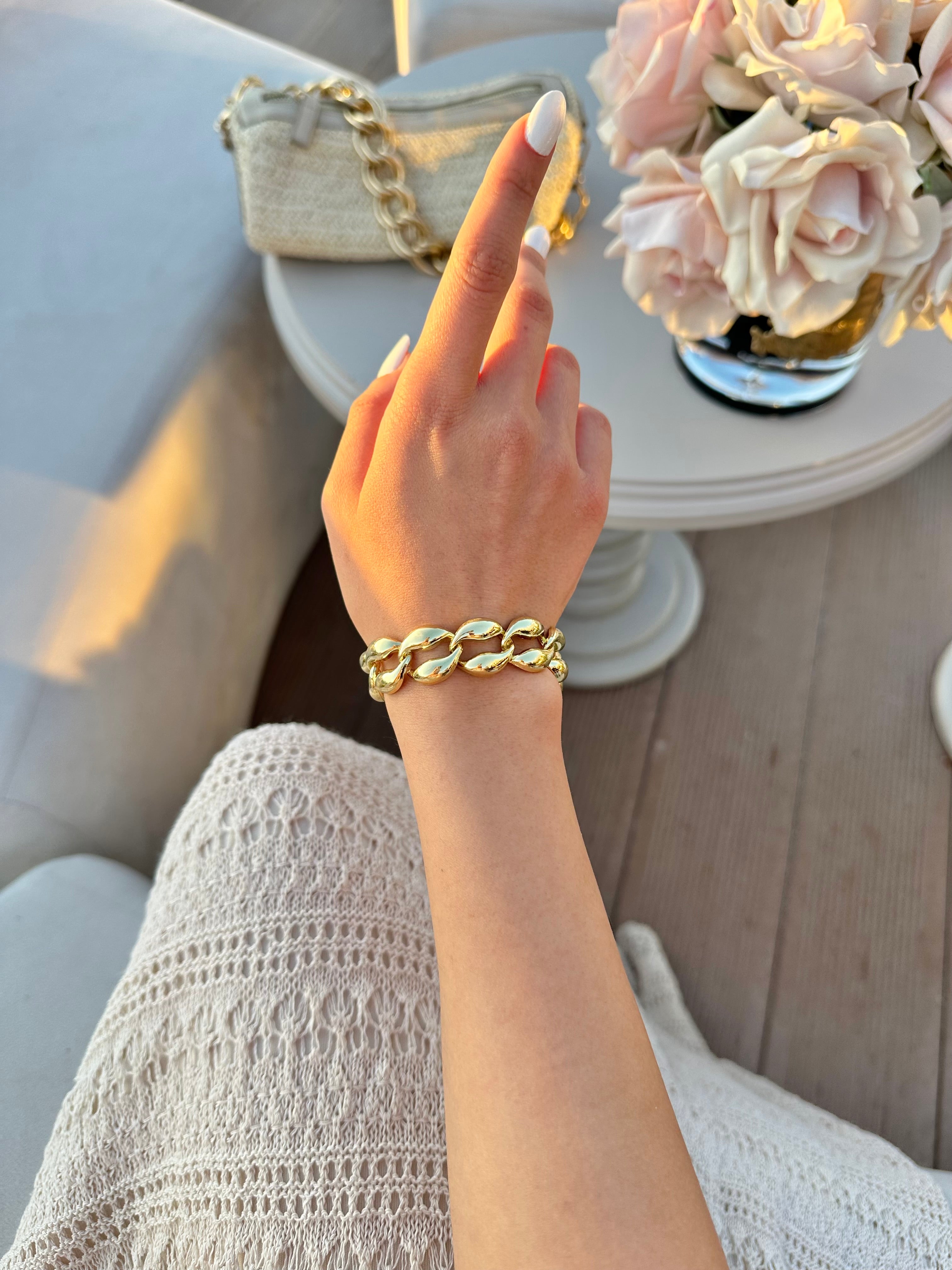 Özel Seri Gold Burgu Model Bileklik