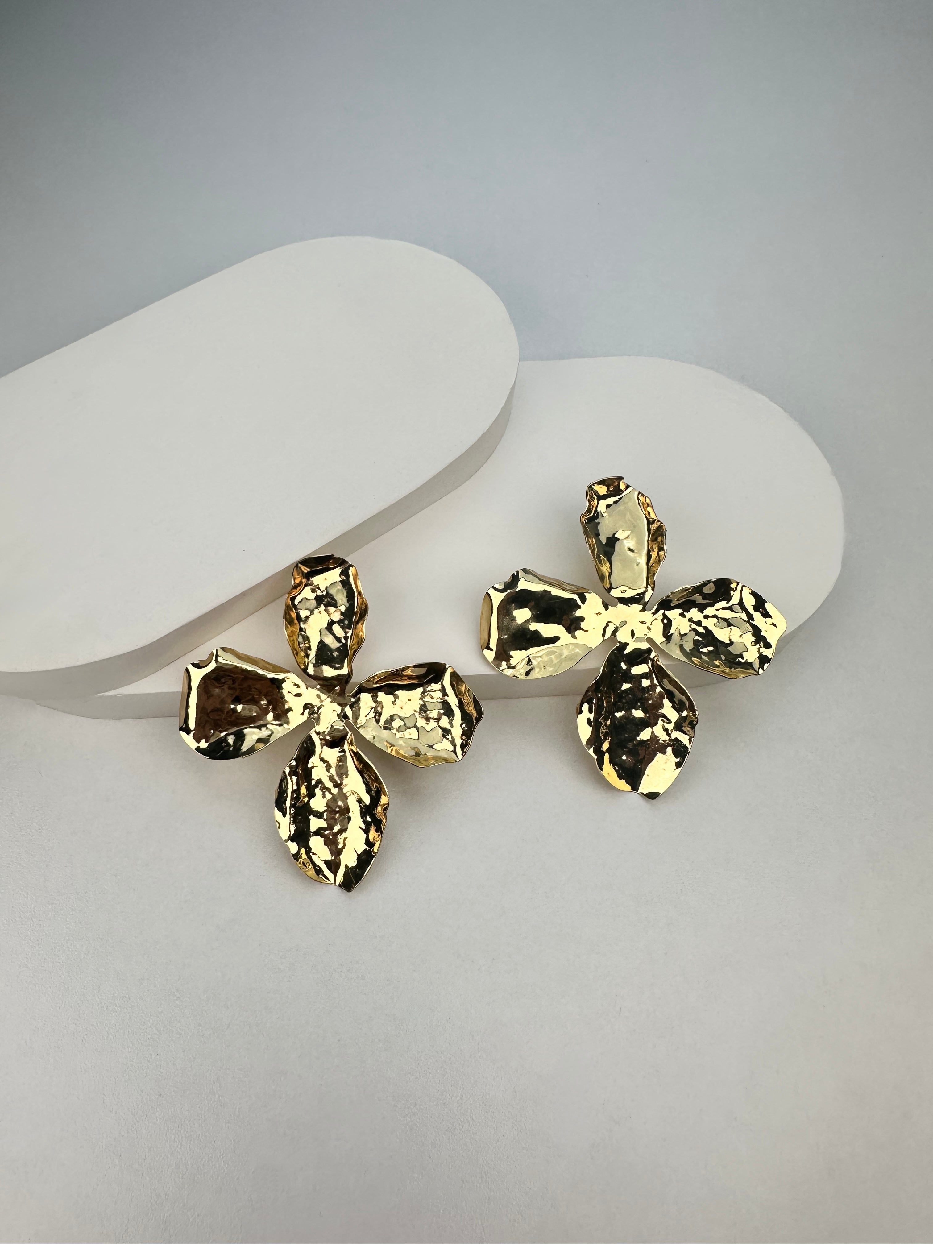 BYM Yaprak Gold Küpe