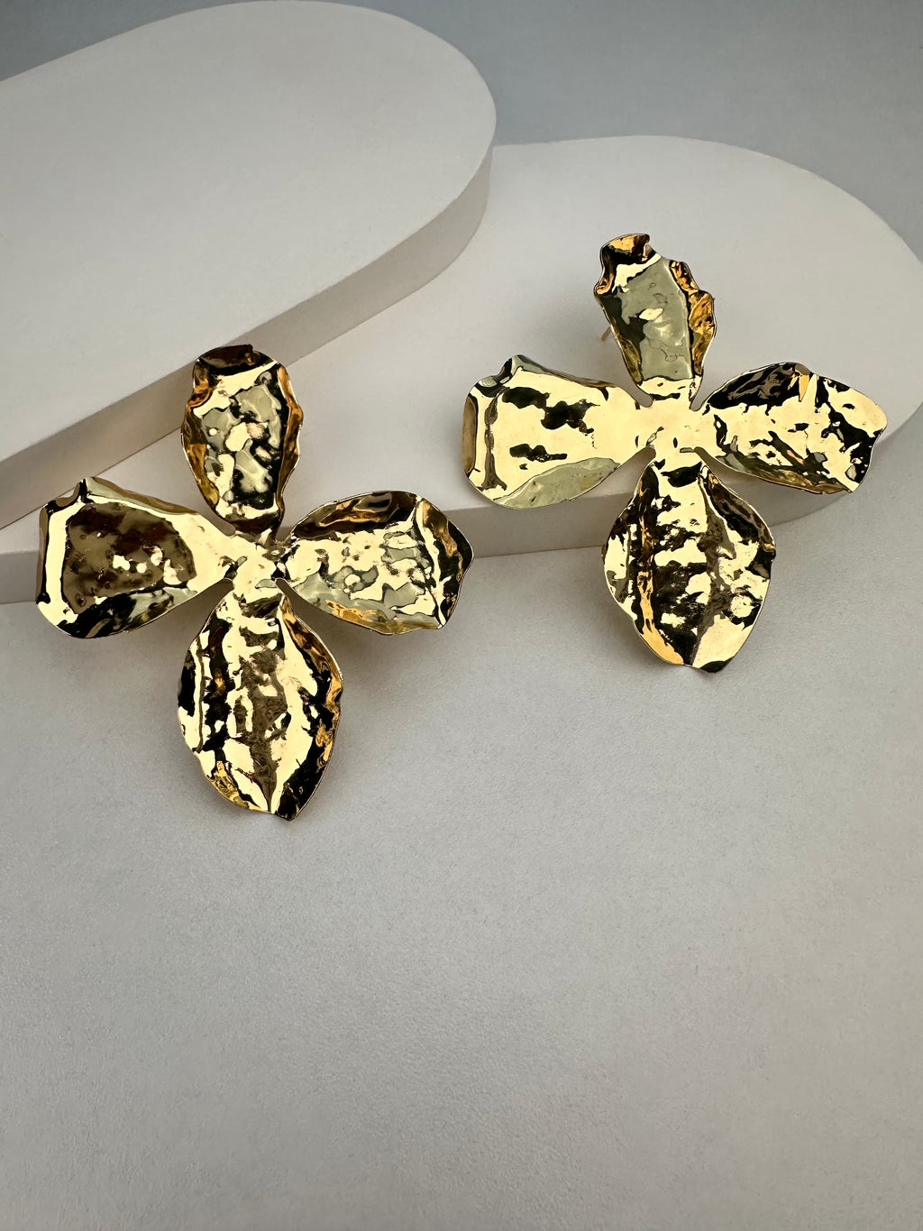 BYM Yaprak Gold Küpe