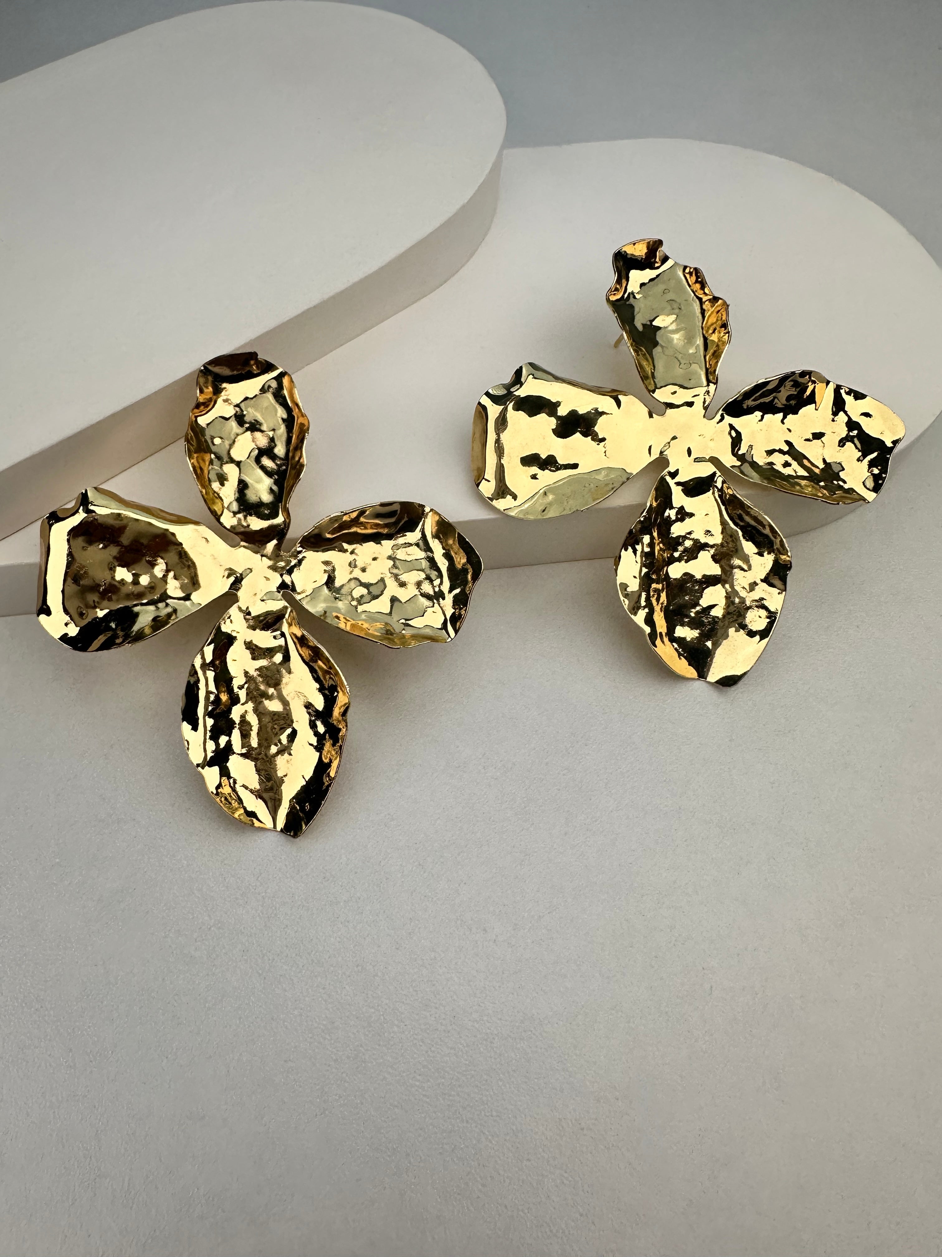 BYM Yaprak Gold Küpe