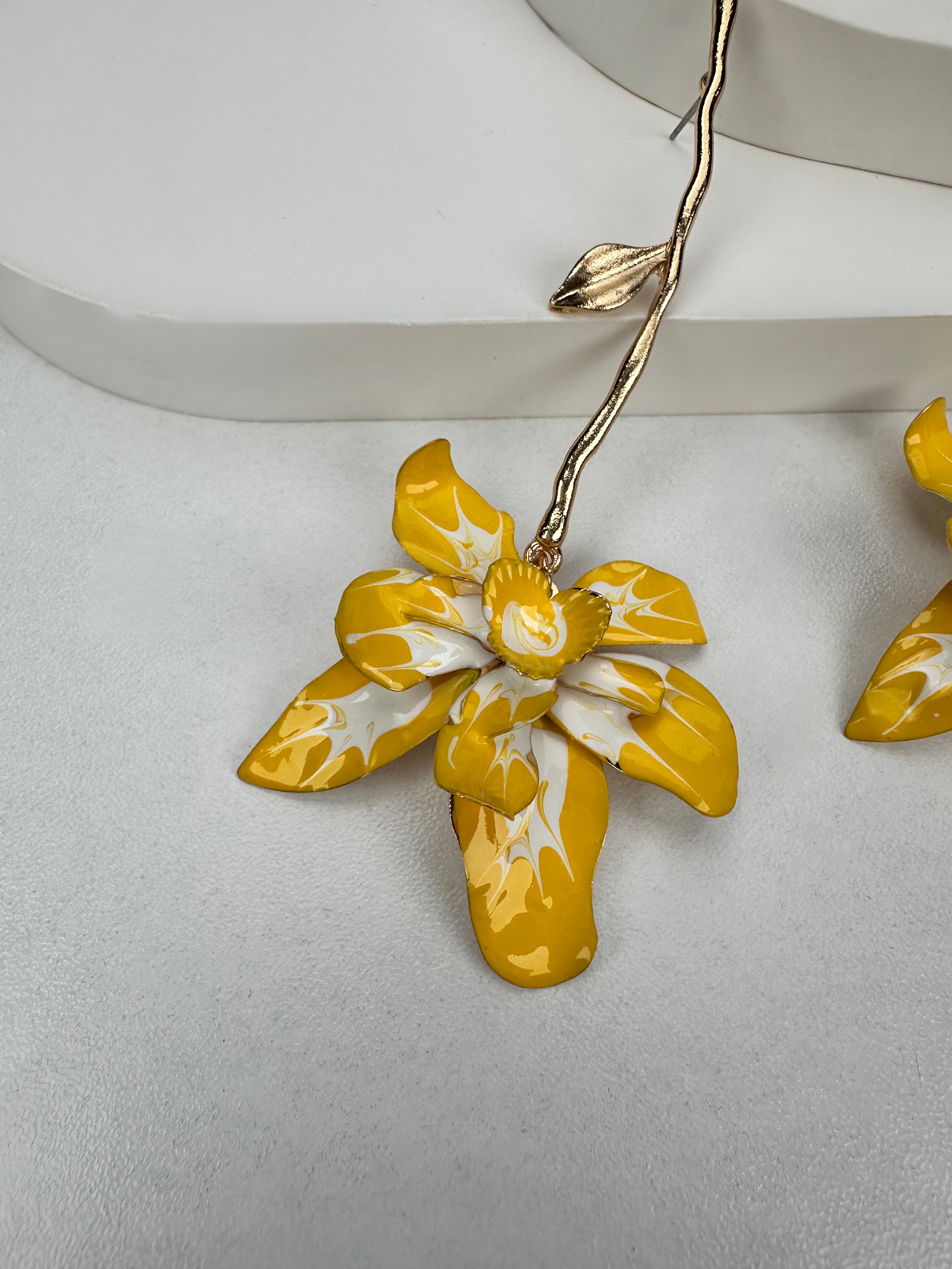 Özel Seri Sarı Tasarım Çiçek Küpe