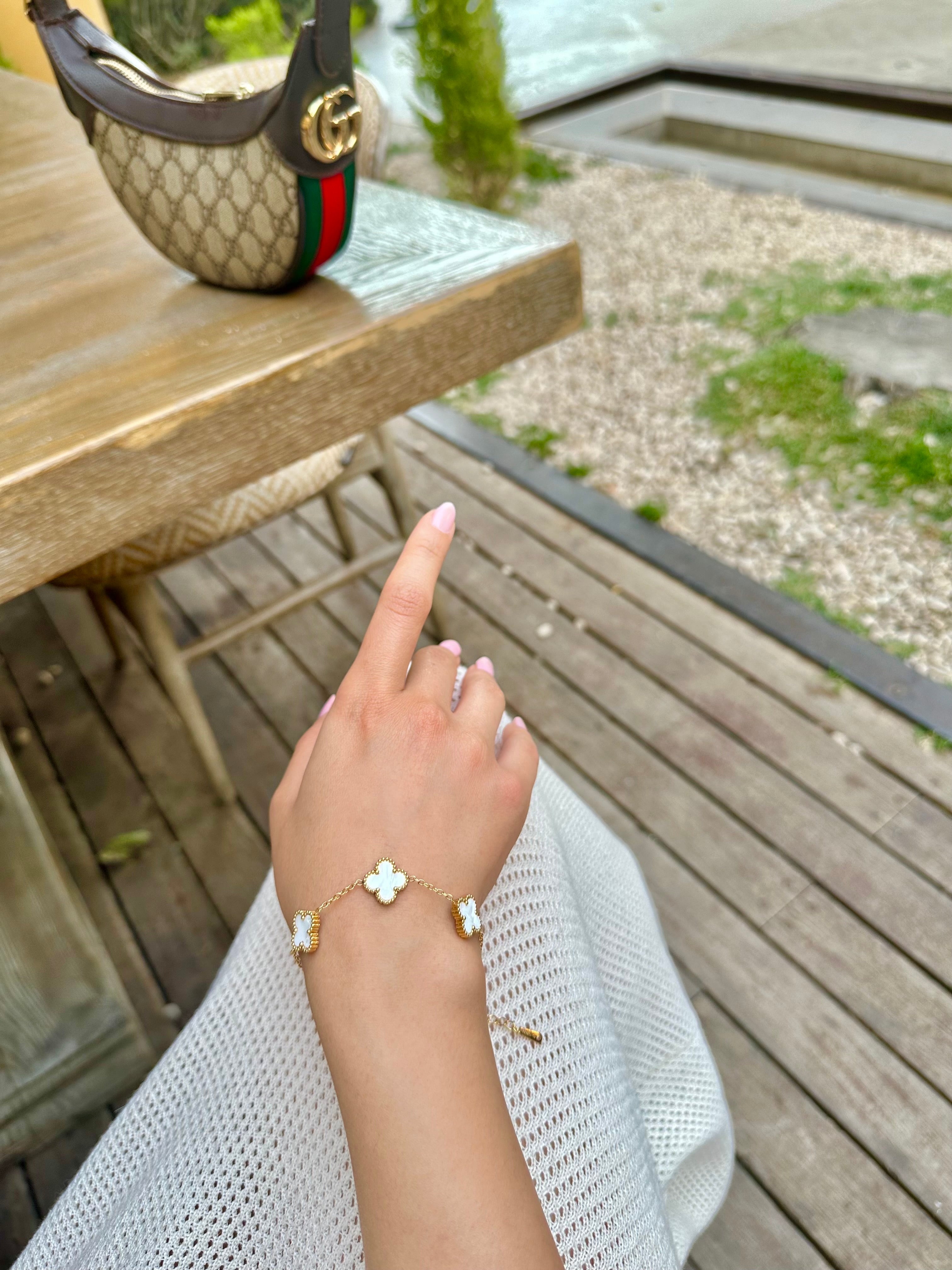 Clf Model Beyaz Gold Yonca Bileklik