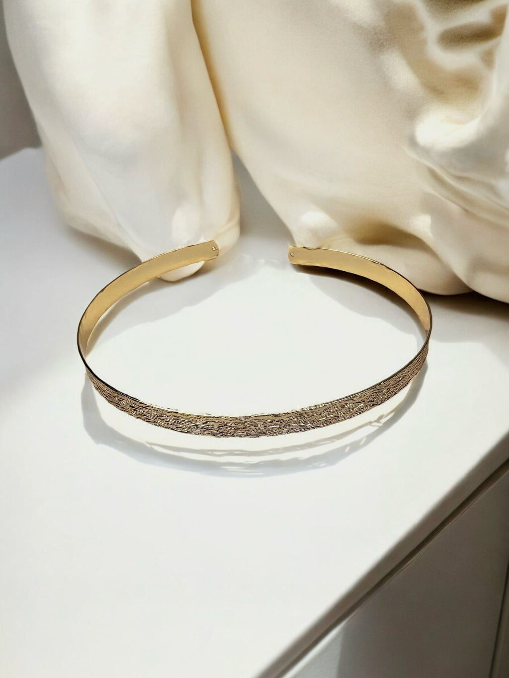 Özel Seri Tırtıklı Gold Choker Kolye