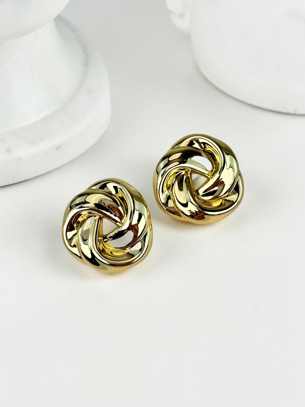 Düğümlü Sarmal Gold Küpe