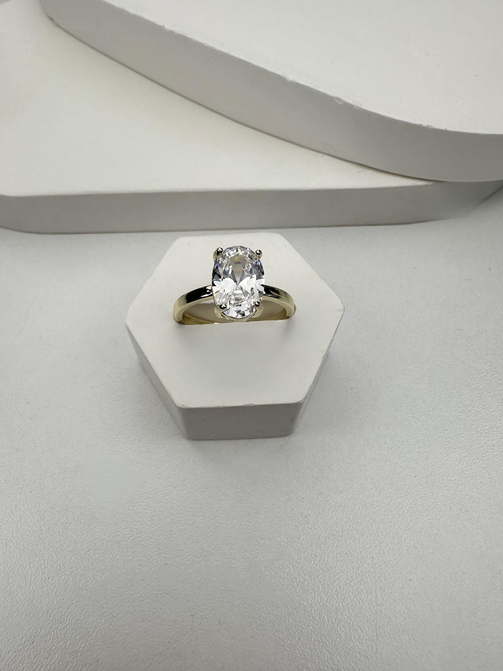 Hailey Tektaş Yüzük