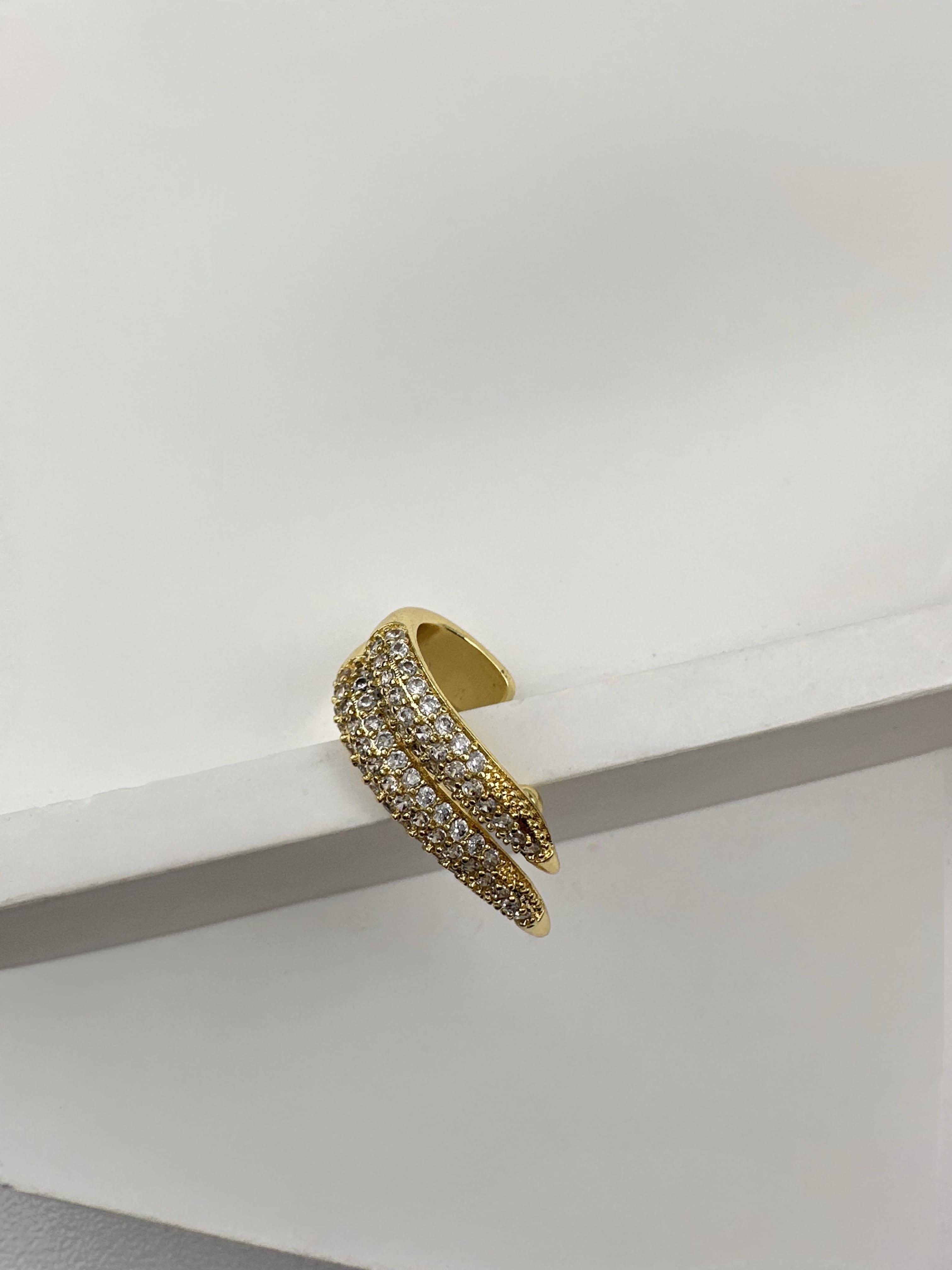 İkili Şerit Taşlı Kıkırdak Gold Küpe