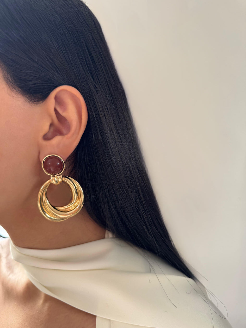 Kahvrengi Toplu Gold Sallantılı Küpe