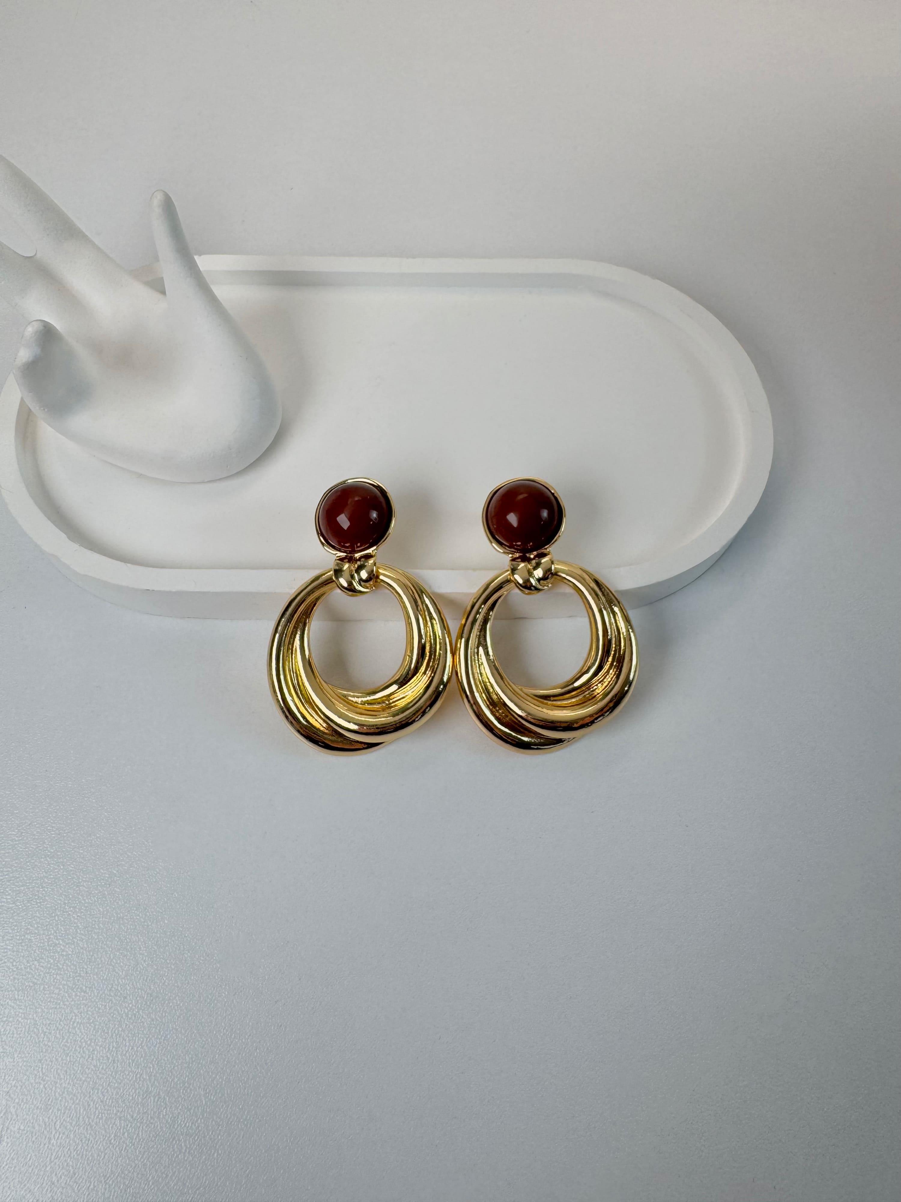 Kahvrengi Toplu Gold Sallantılı Küpe