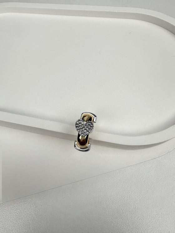 Kalpli Tasarım Kıkırdak Küpe