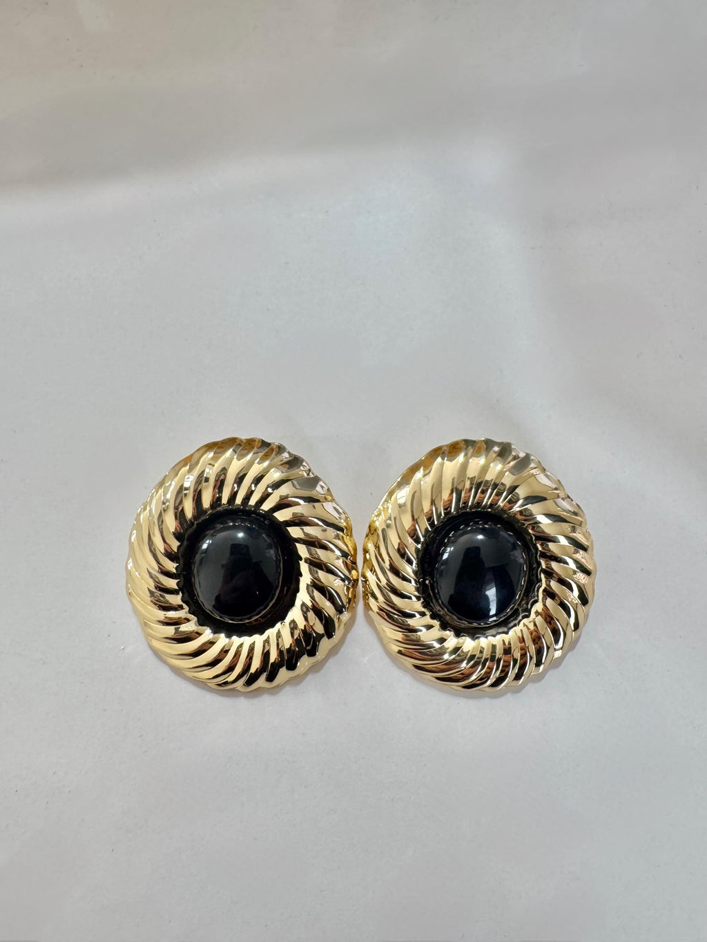 Mng Siyah Tasarım Küpe