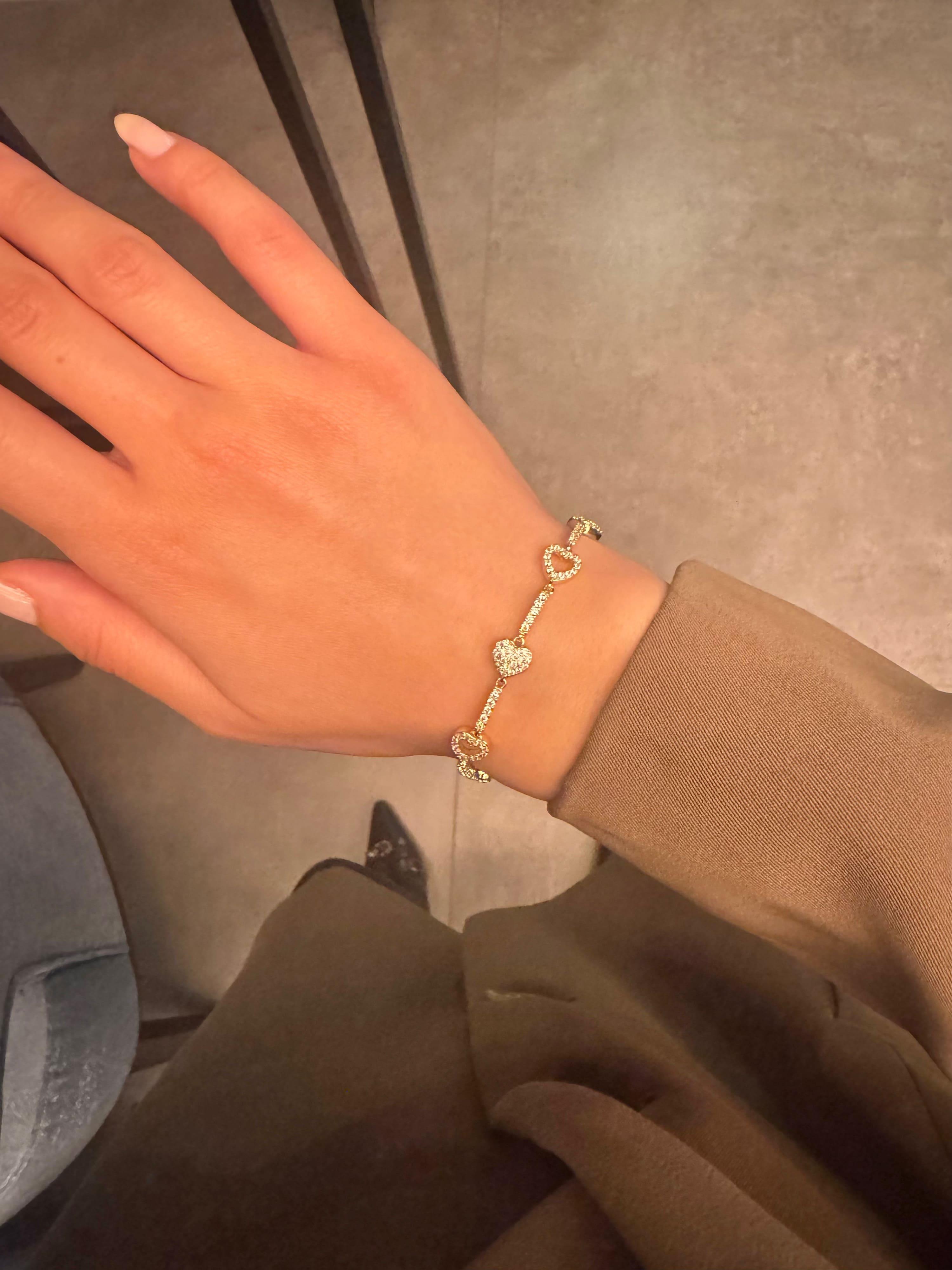 Özel Seri Kalpli Taş Tasarım Bileklik