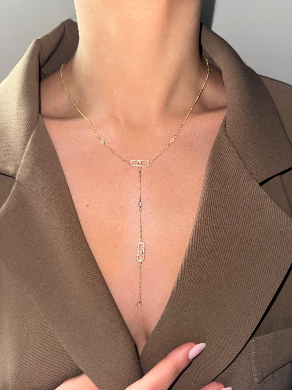 Özel Seri Mssk Dekolte Gold Kolye