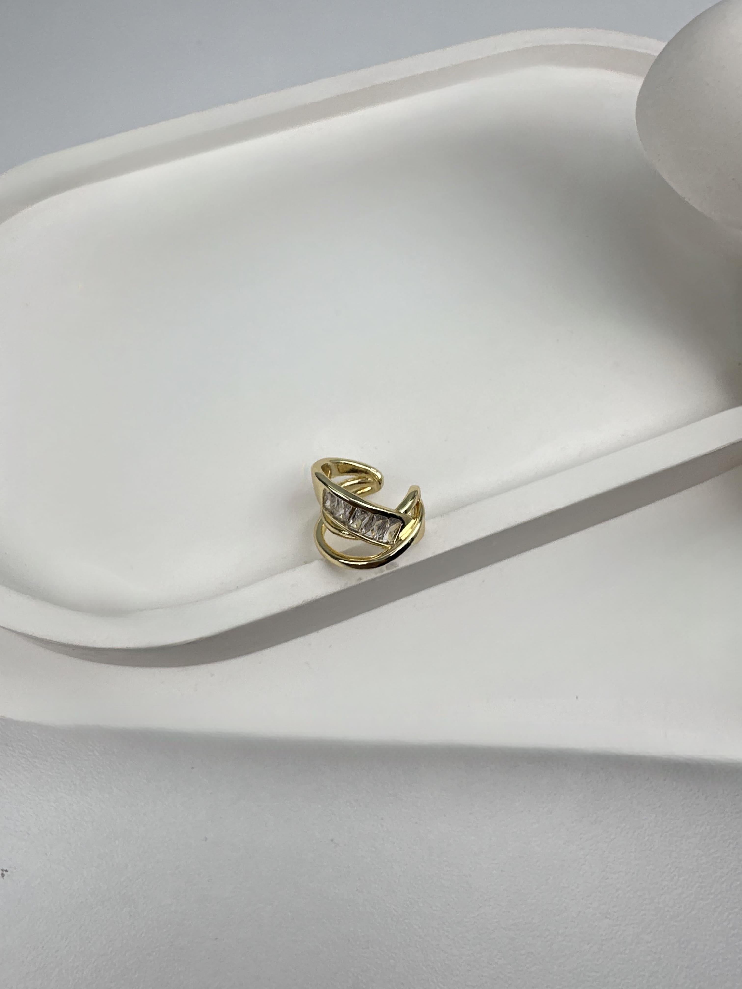 Sarmal Taşlı Gold Earcuff Küpe